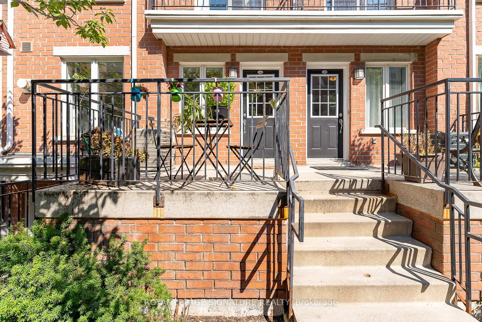 Photo 4 of Unit 1612, 28 Laidlaw Boulevard, Toronto, South Parkdale — HOMEH