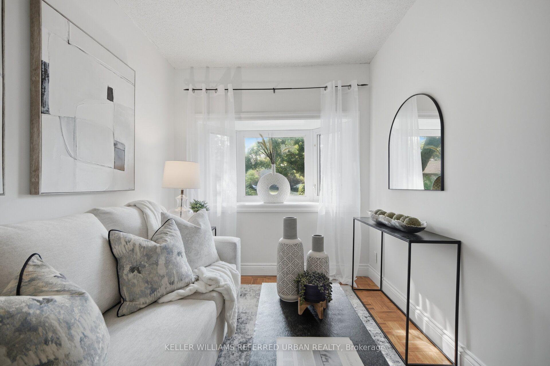 Photo 5 of 153 Mcintosh Street, Scarborough, Birchcliffe-Cliffside — HOMEH