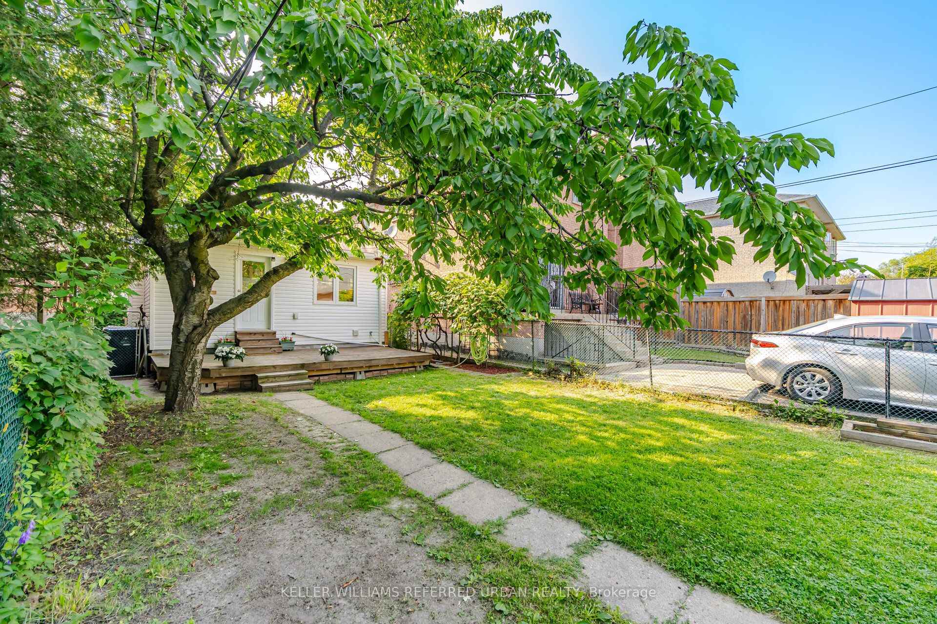 Photo 31 of 153 Mcintosh Street, Scarborough, Birchcliffe-Cliffside — HOMEH
