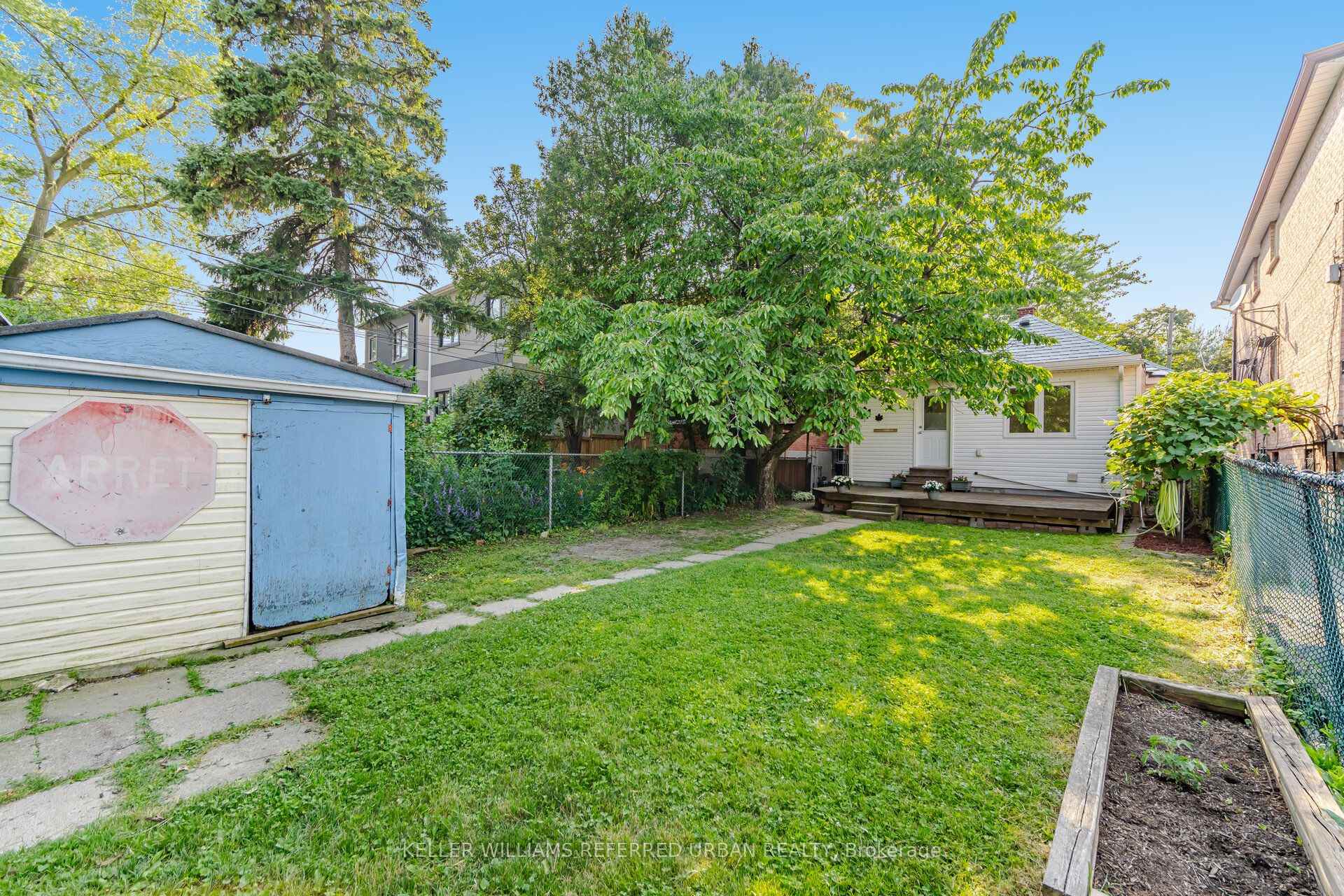 Photo 32 of 153 Mcintosh Street, Scarborough, Birchcliffe-Cliffside — HOMEH
