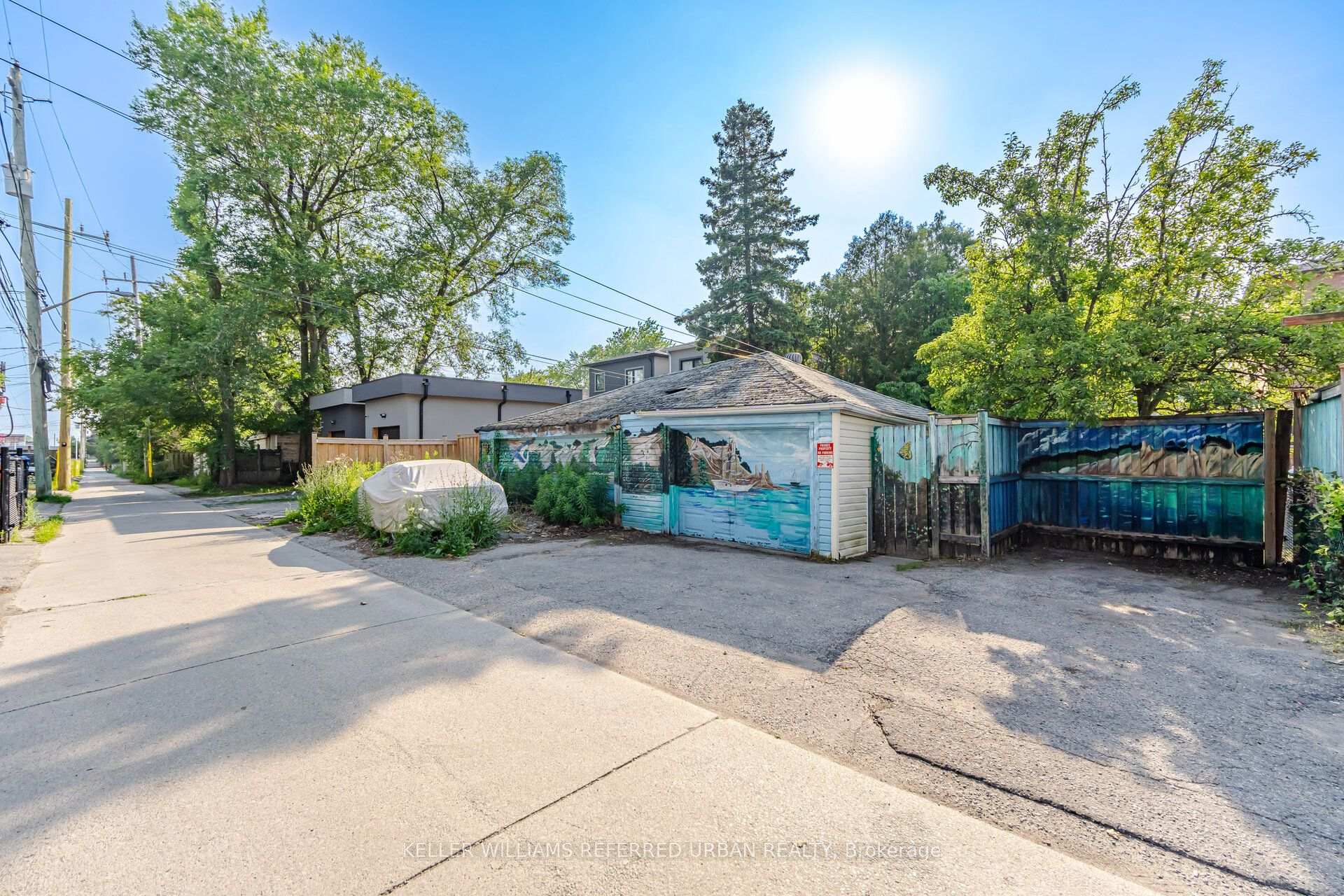 Photo 34 of 153 Mcintosh Street, Scarborough, Birchcliffe-Cliffside — HOMEH