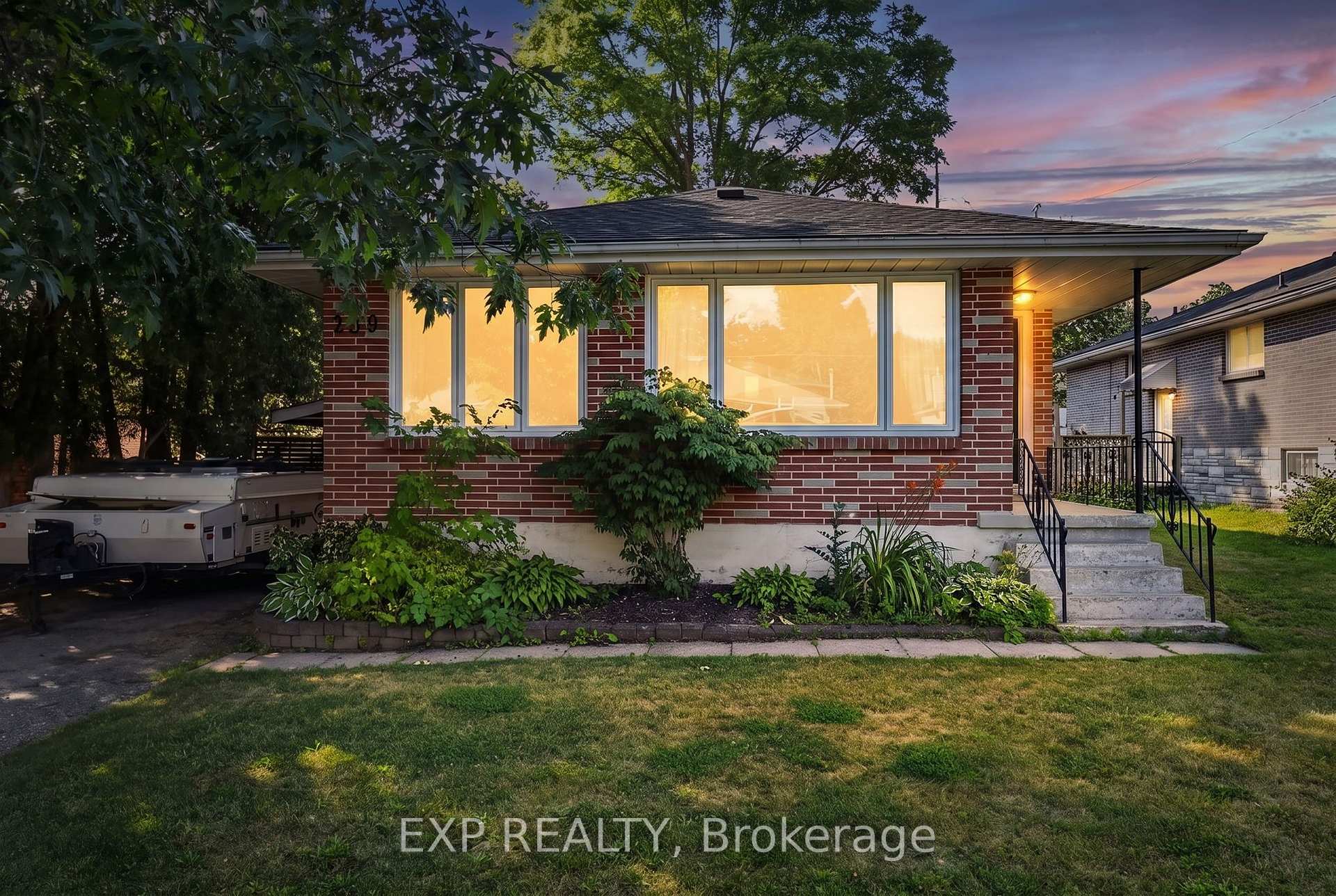 Photo 1 of 239 Scott Street, Midland — HOMEH