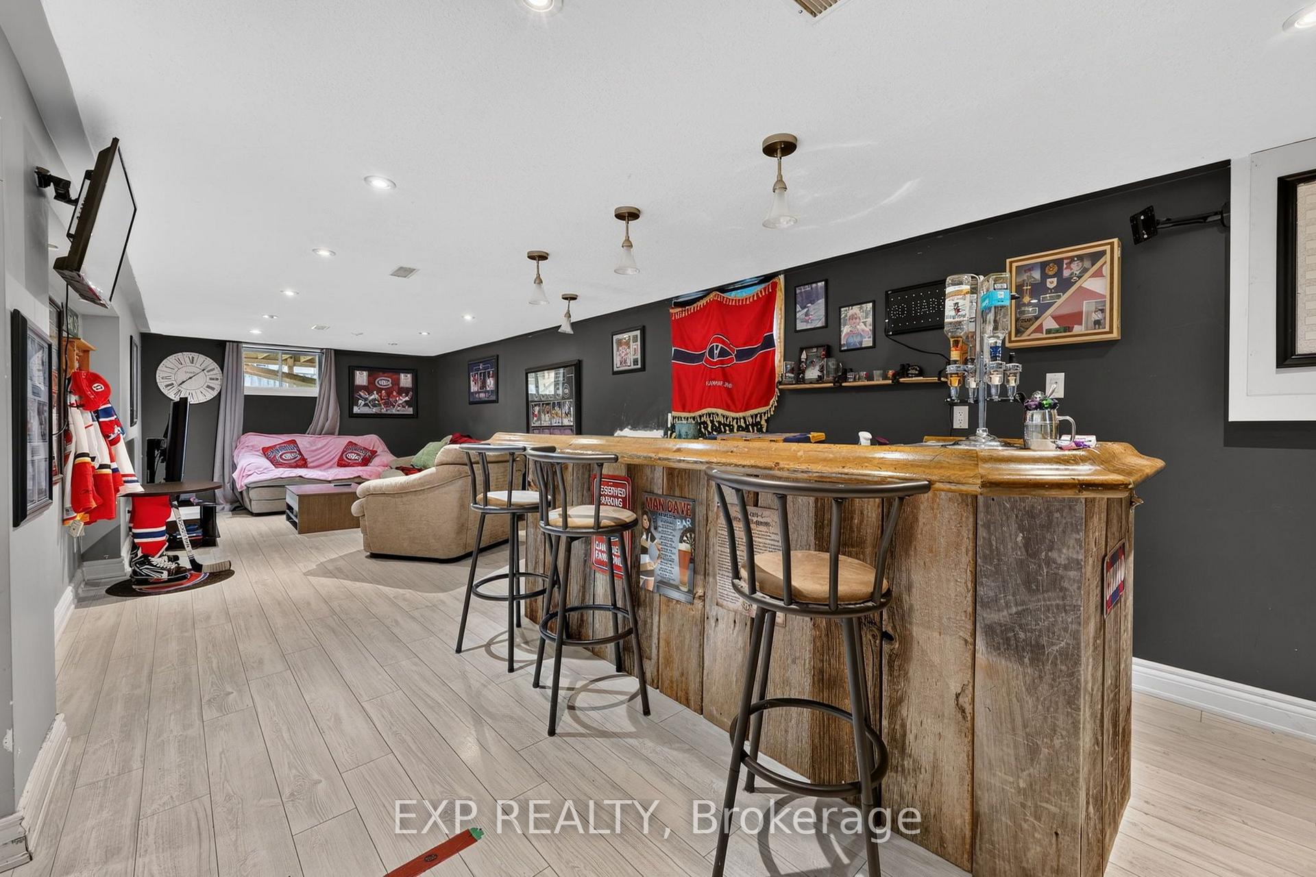 Photo 18 of 239 Scott Street, Midland — HOMEH