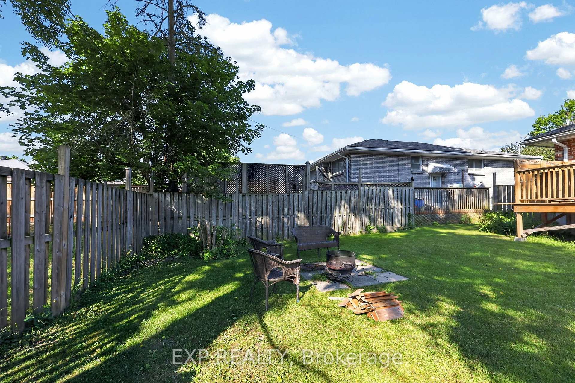 Photo 26 of 239 Scott Street, Midland — HOMEH