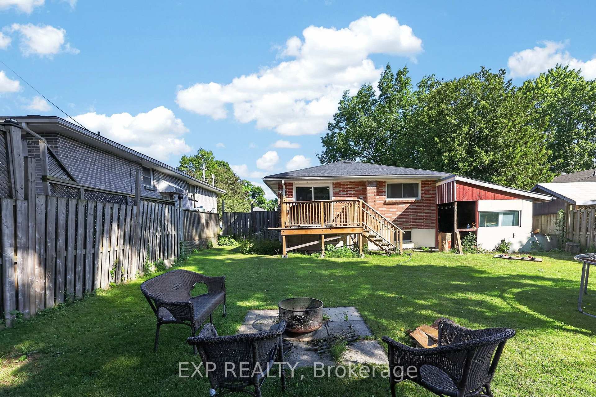 Photo 27 of 239 Scott Street, Midland — HOMEH