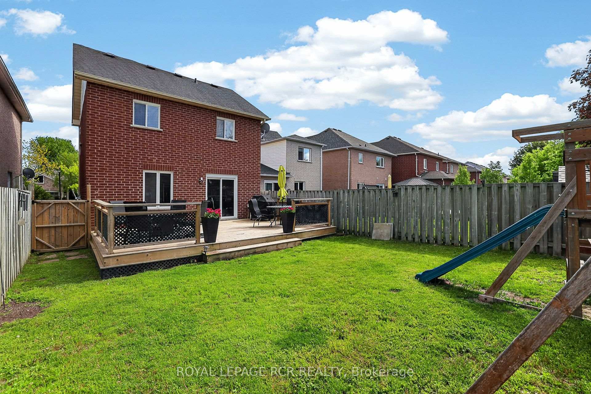 Photo 41 of 57 Bolster Lane, Uxbridge — HOMEH