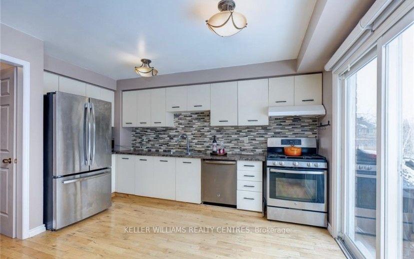 Photo 1 of 21 Delaney Crescent, Barrie, Northwest — HOMEH