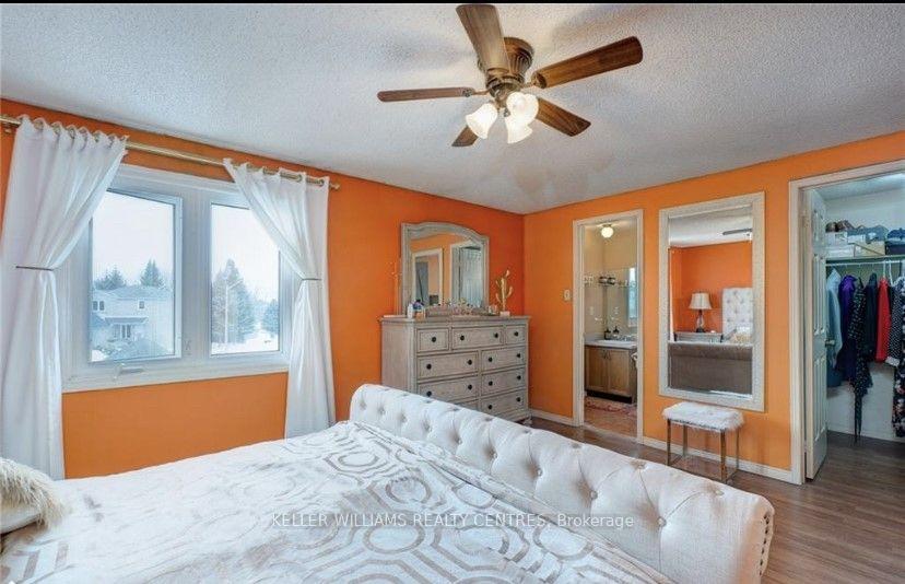 Photo 9 of 21 Delaney Crescent, Barrie, Northwest — HOMEH