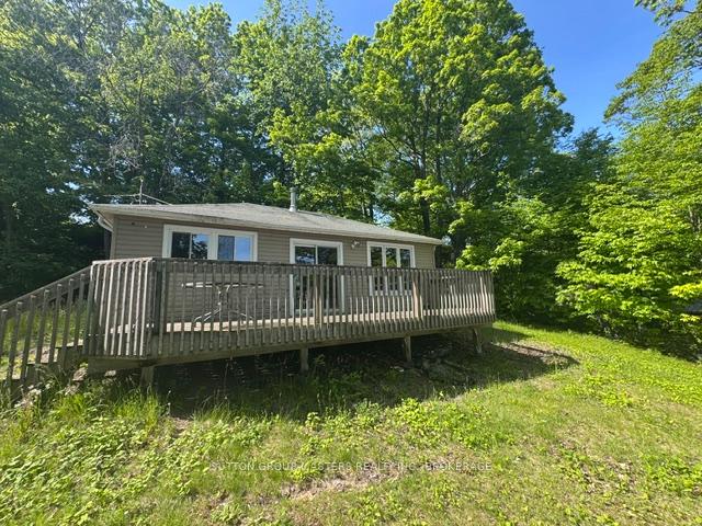 Photo 1 of 2458 Howe Island Drive, Frontenac Islands, Howe Island — HOMEH