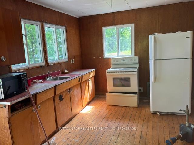 Photo 6 of 2458 Howe Island Drive, Frontenac Islands, Howe Island — HOMEH