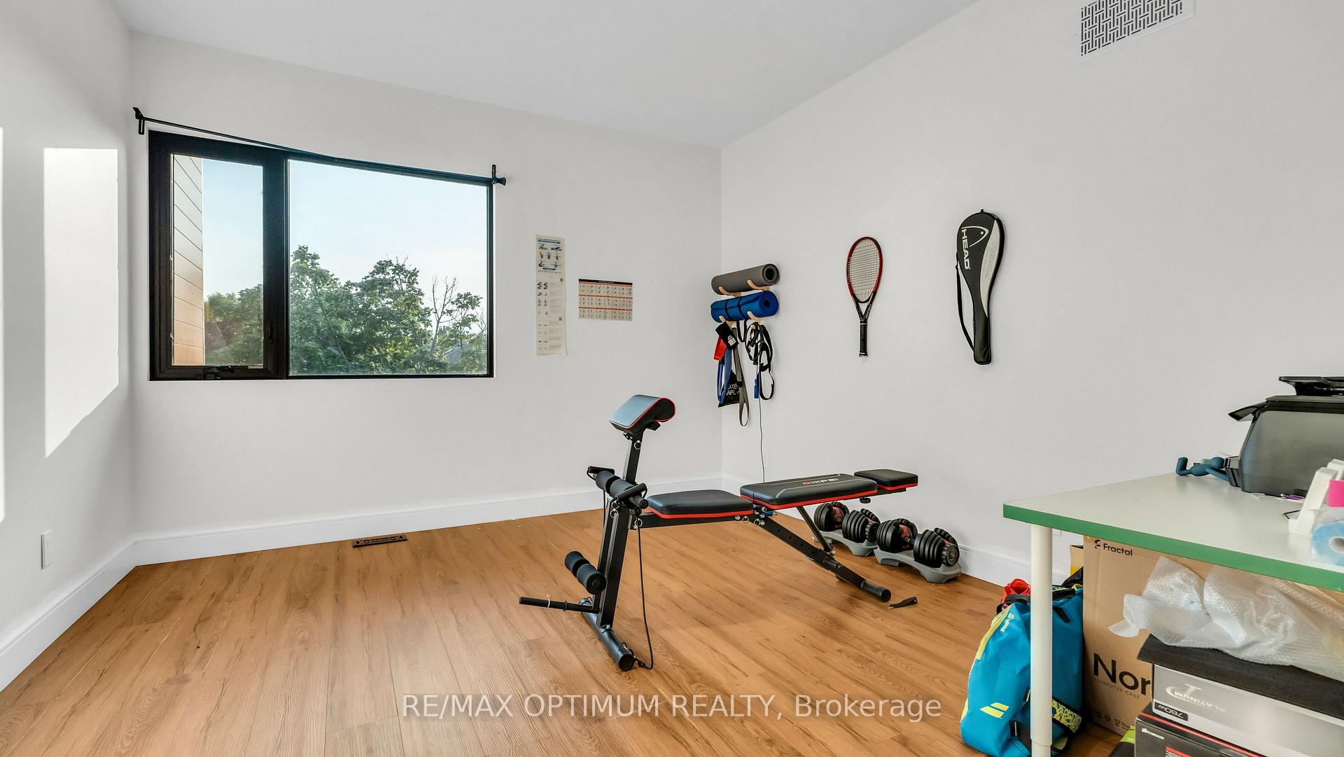 Photo 54 of 644 Roselaire Trail, Mississauga, Hurontario — HOMEH