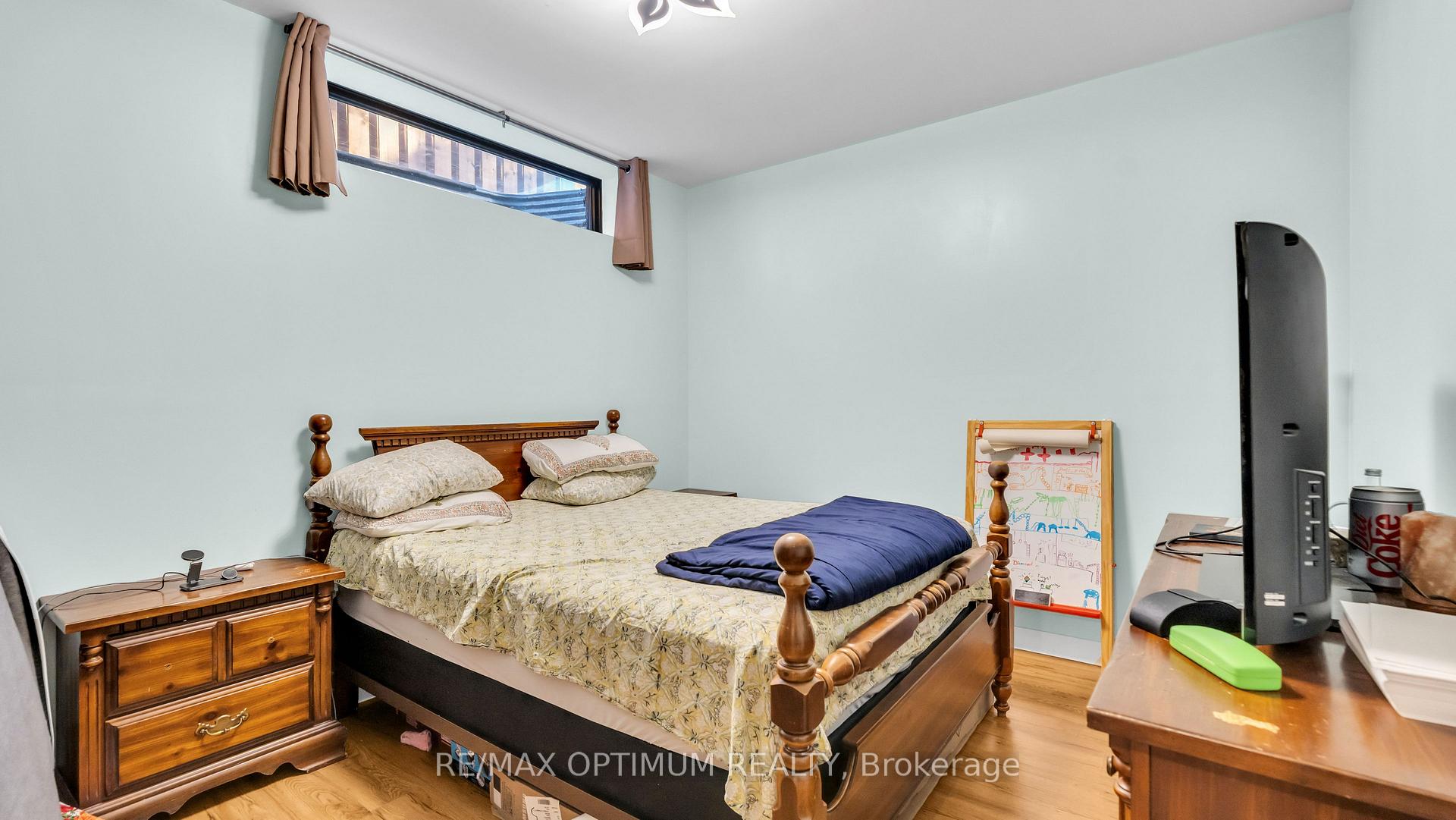 Photo 39 of 644 Roselaire Trail, Mississauga, Hurontario — HOMEH