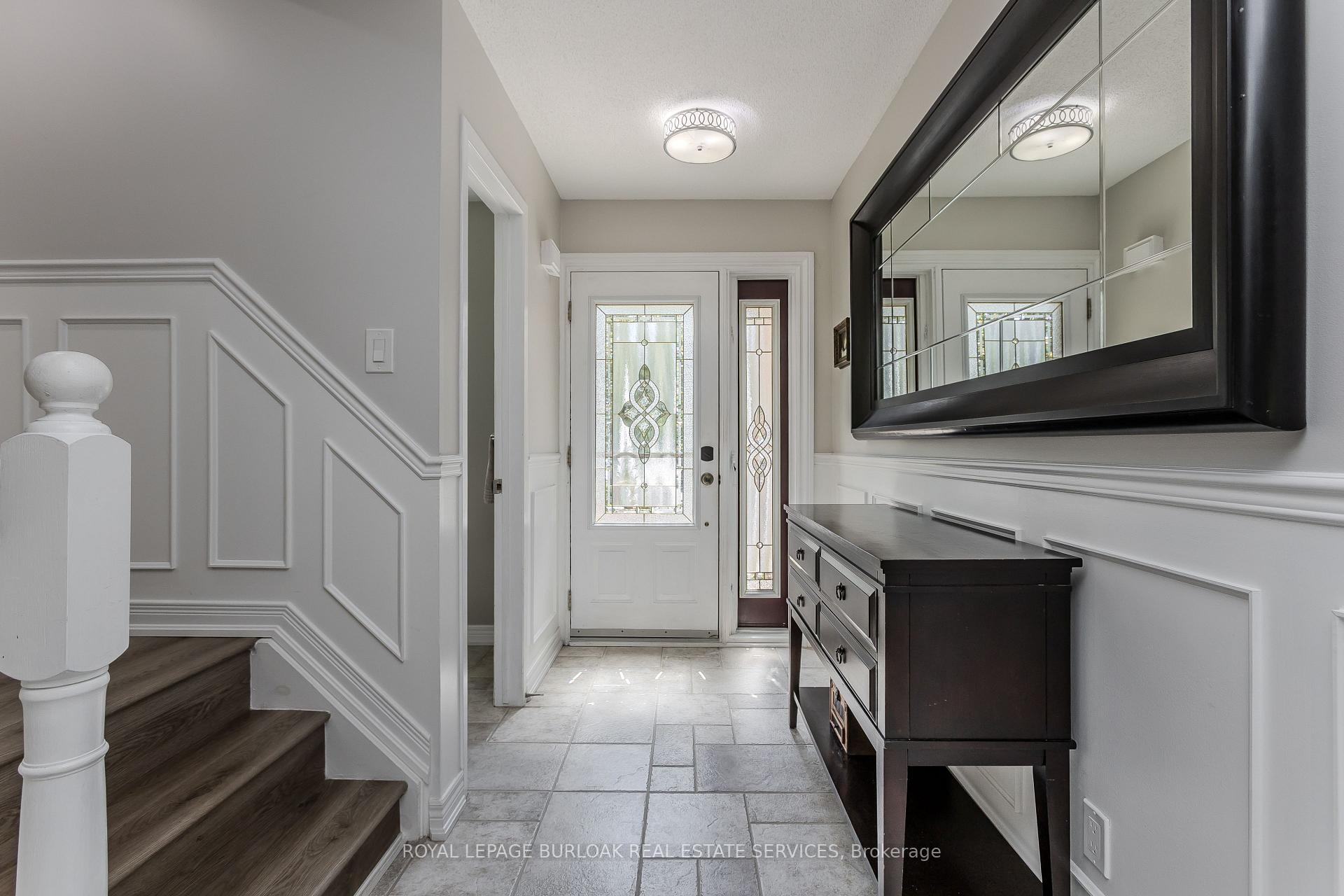 Photo 6 of Unit 9, 5411 Lakeshore Road, Burlington, Appleby — HOMEH