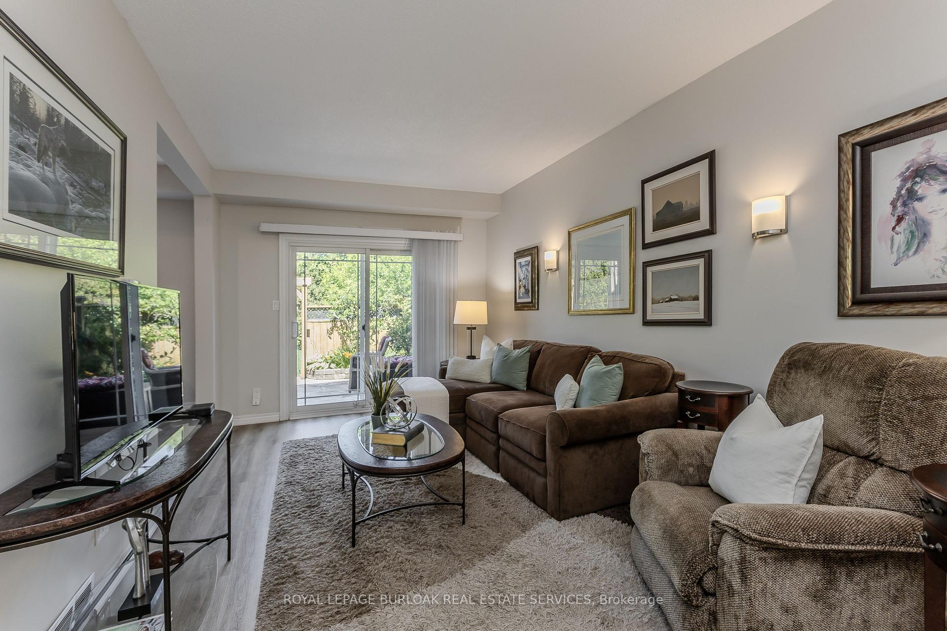 Photo 12 of Unit 9, 5411 Lakeshore Road, Burlington, Appleby — HOMEH