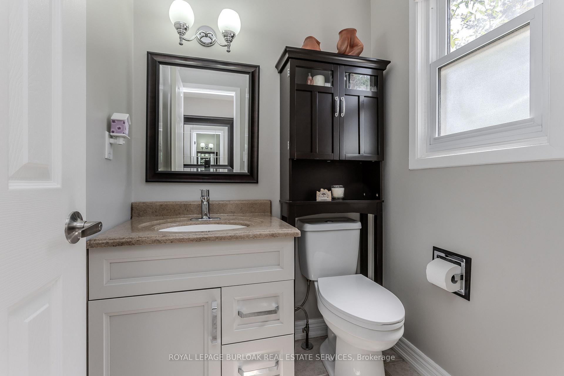 Photo 14 of Unit 9, 5411 Lakeshore Road, Burlington, Appleby — HOMEH