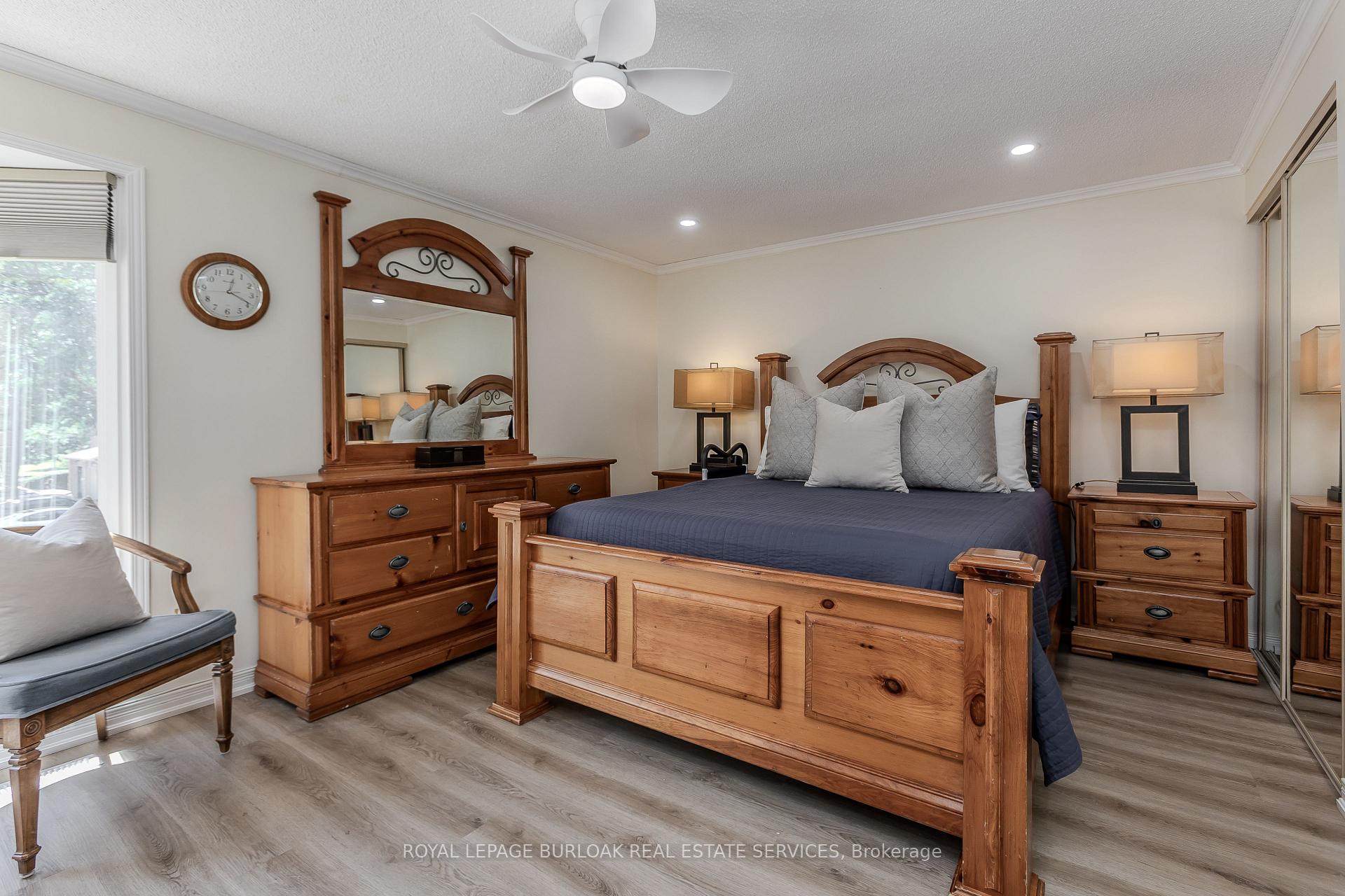 Photo 16 of Unit 9, 5411 Lakeshore Road, Burlington, Appleby — HOMEH