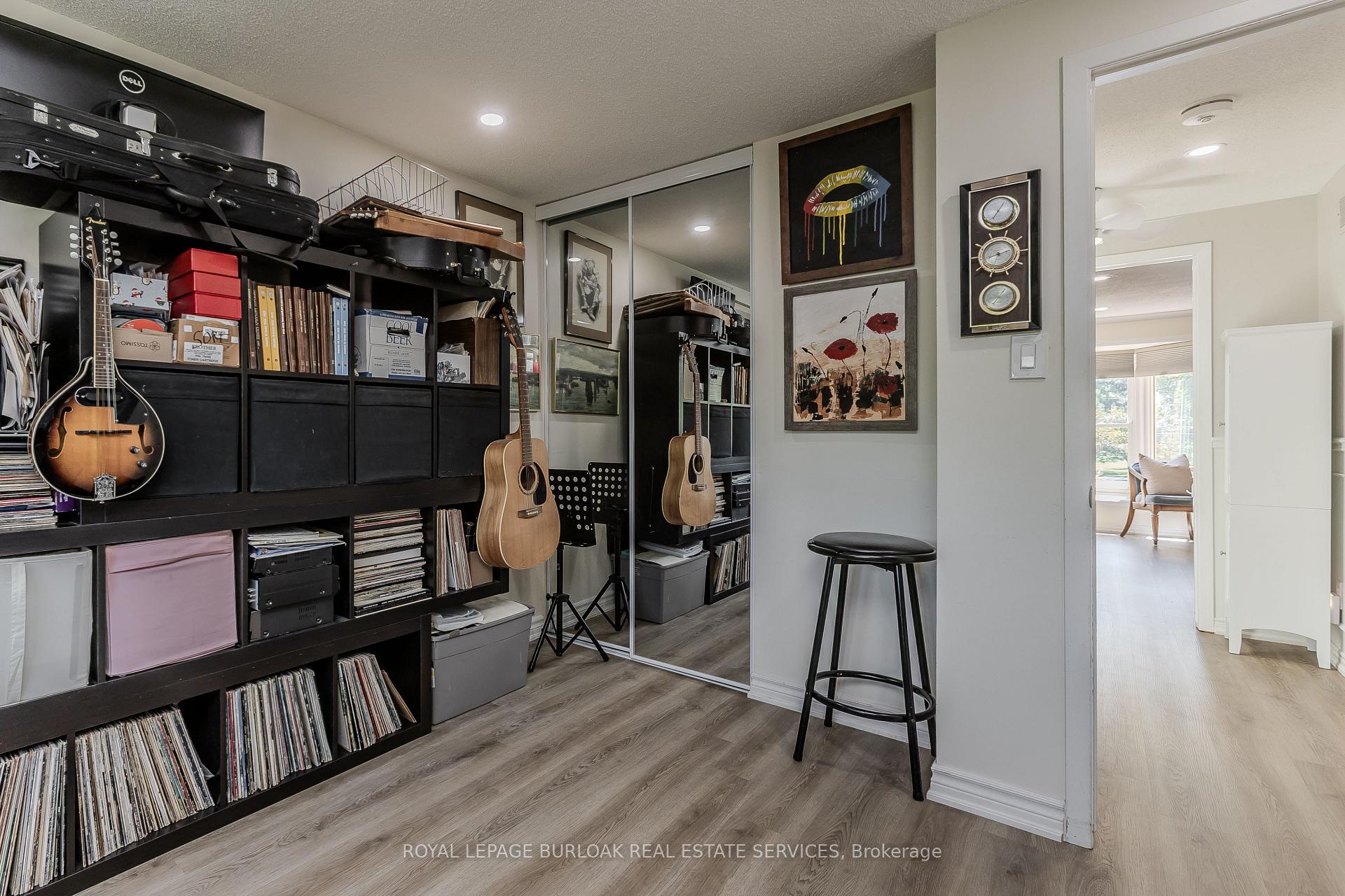 Photo 21 of Unit 9, 5411 Lakeshore Road, Burlington, Appleby — HOMEH