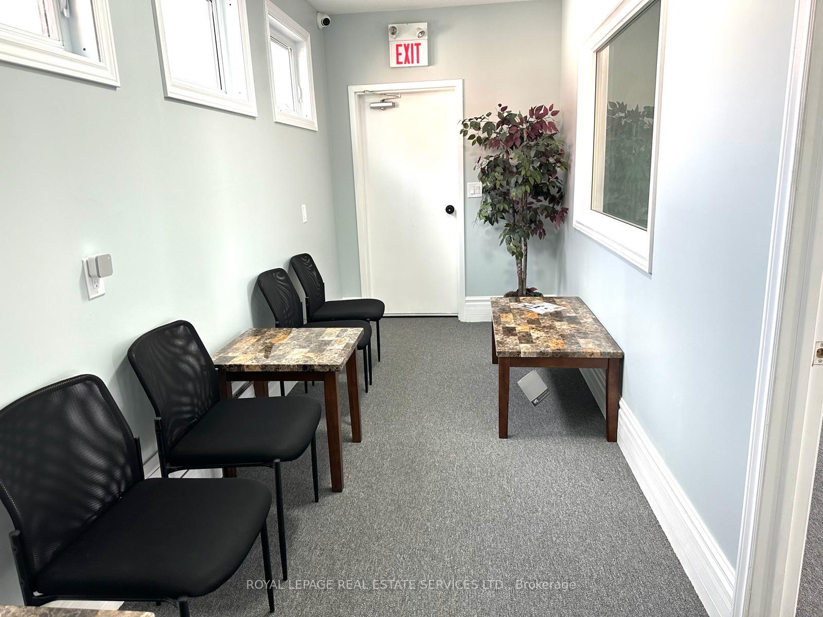 Photo 36 of 100 Essa Road, Barrie, Allandale Centre — HOMEH