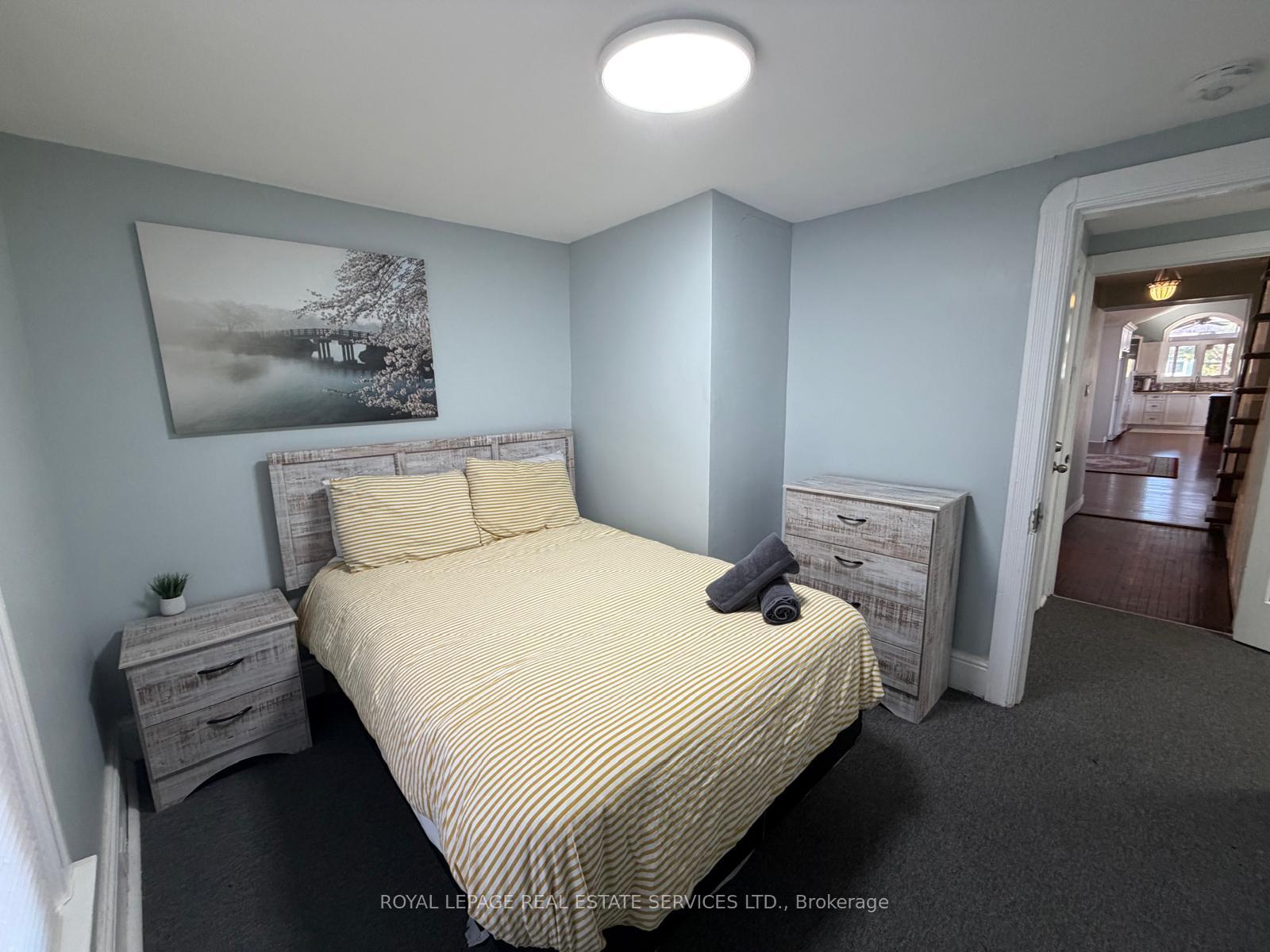 Photo 74 of 100 Essa Road, Barrie, Allandale Centre — HOMEH