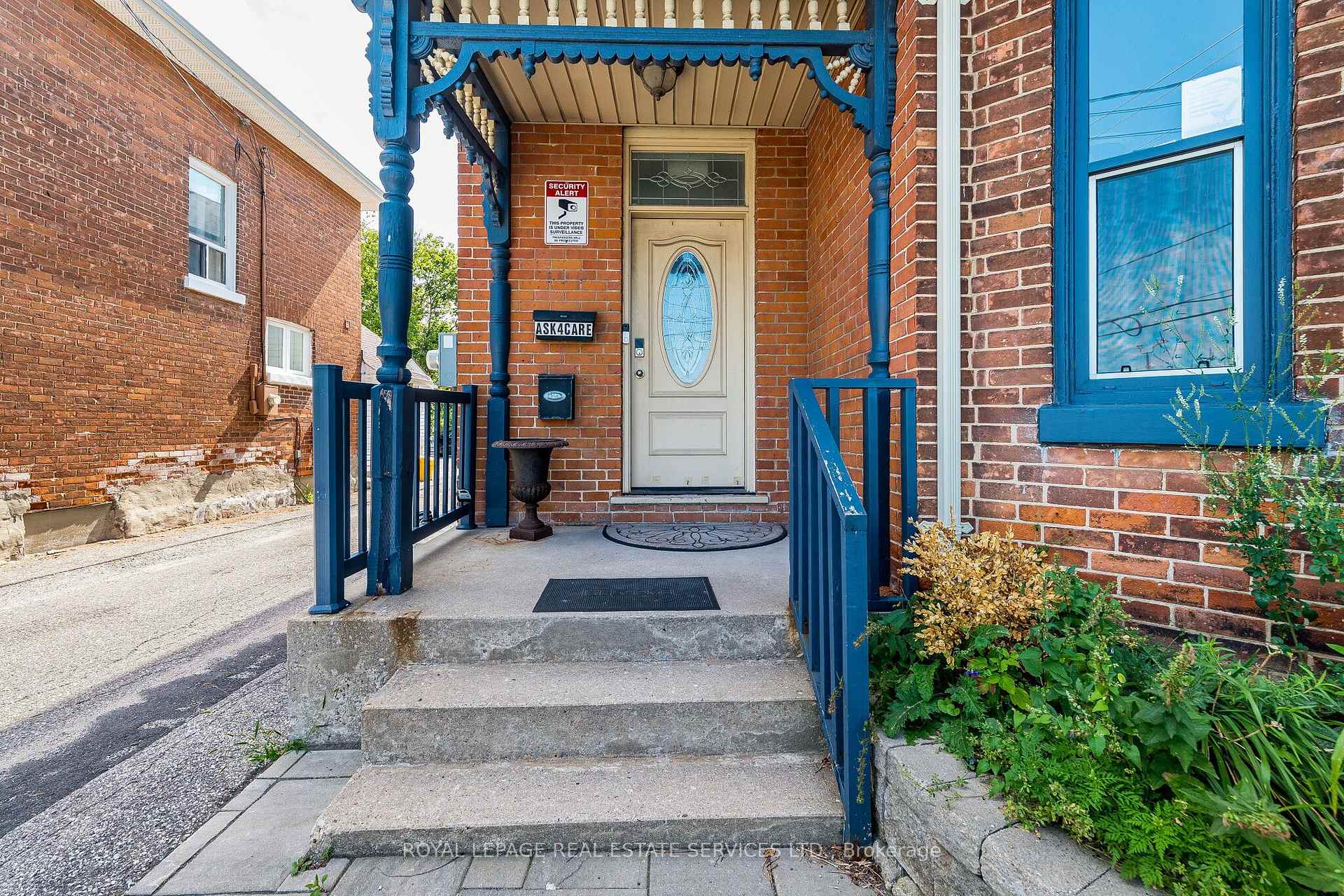 Photo 11 of 100 Essa Road, Barrie, Allandale Centre — HOMEH