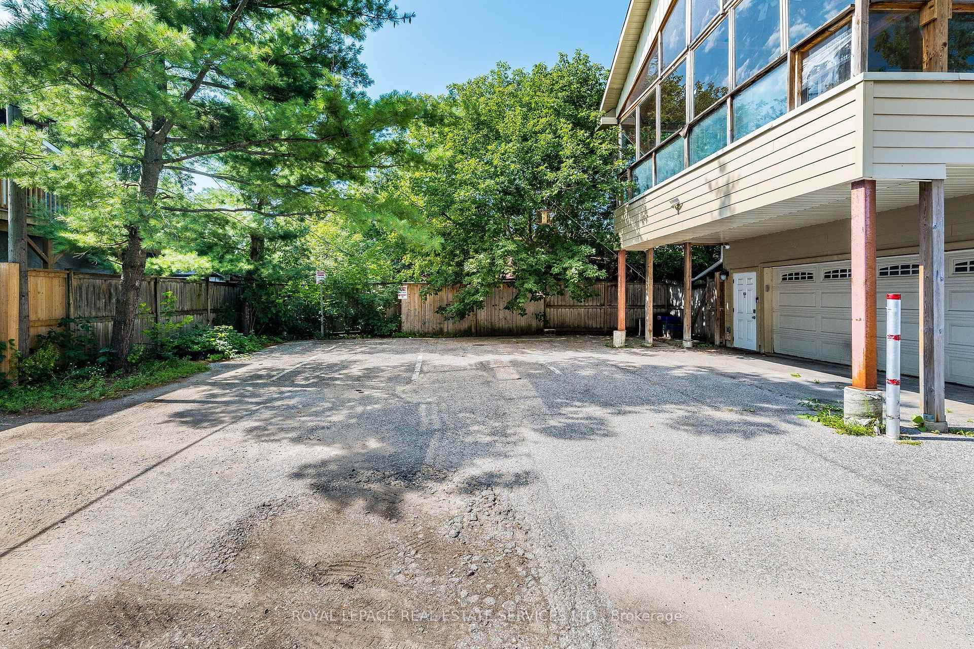Photo 82 of 100 Essa Road, Barrie, Allandale Centre — HOMEH