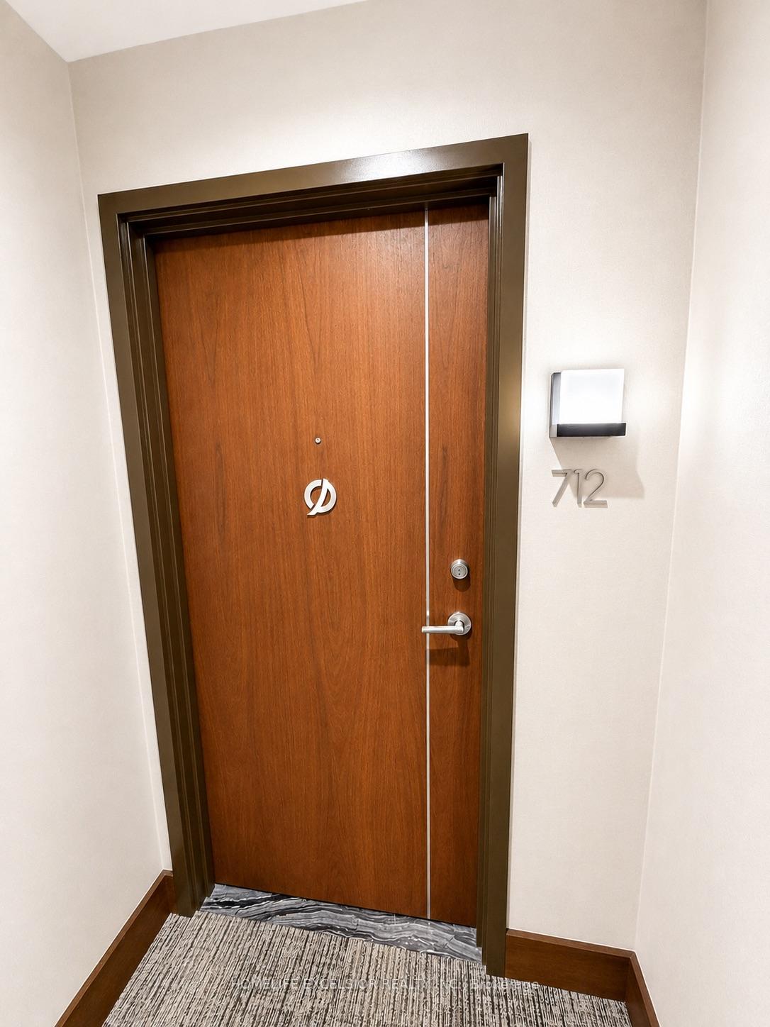 Photo 4 of Unit 712, 115 Mcmahon Drive, North York, Bayview Village — HOMEH