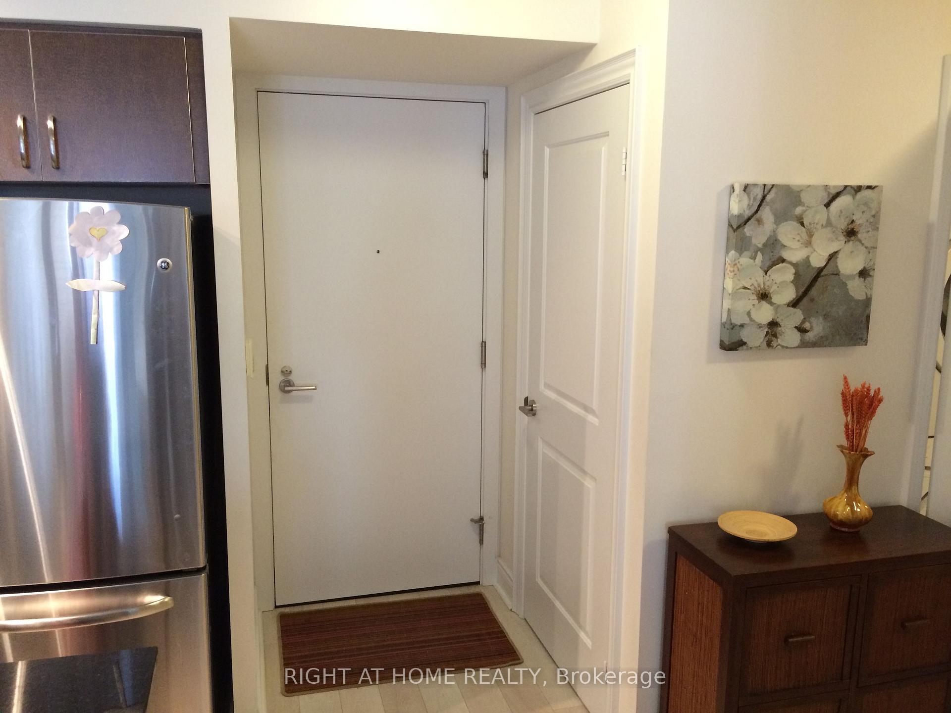 Photo 9 of Unit 1506, 28 Ted Rogers Way, Toronto, Church-Yonge Corridor — HOMEH