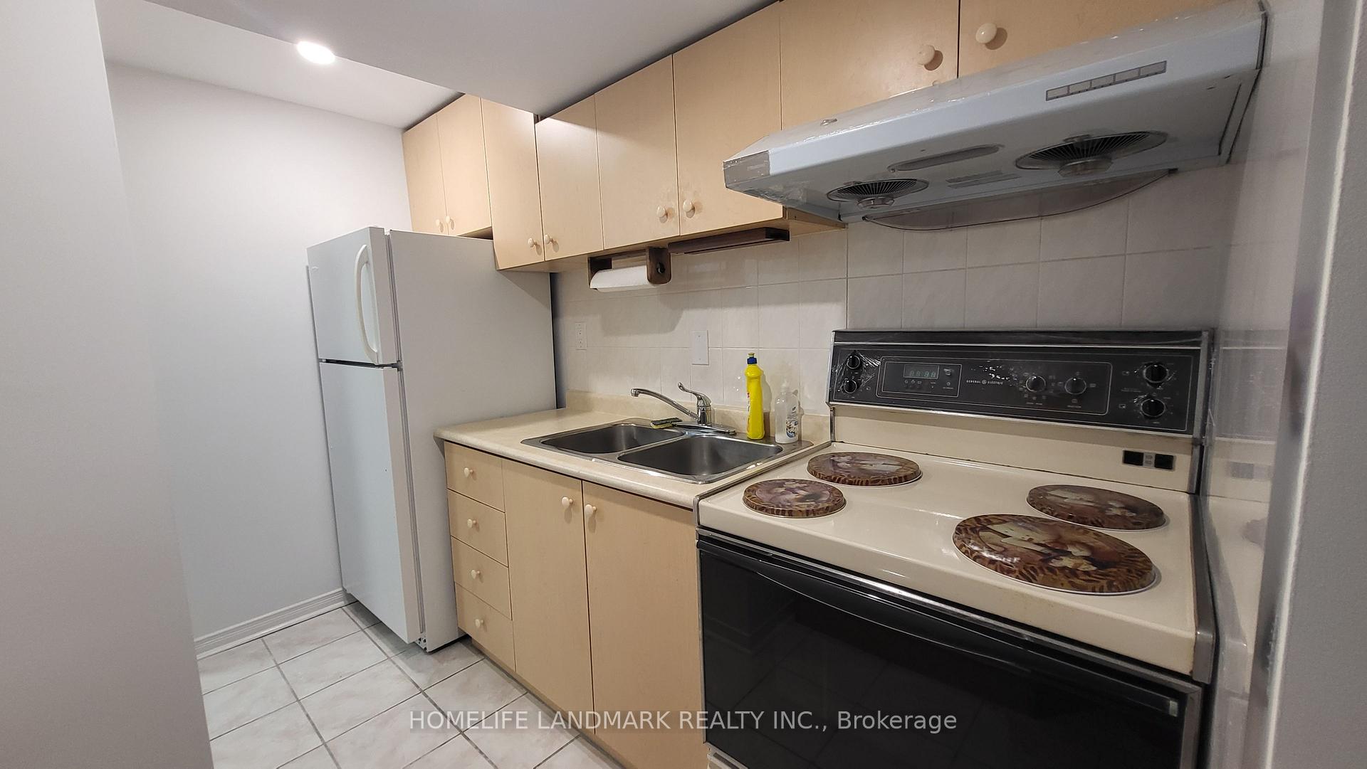 Photo 6 of 75 Maitland Drive, Markham, Milliken Mills West — HOMEH