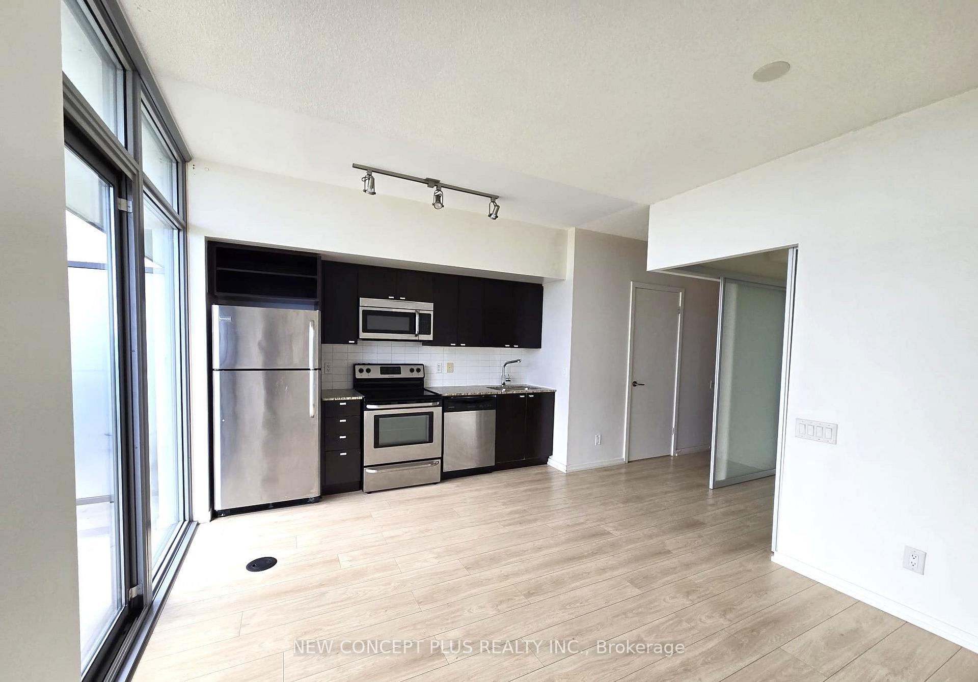 Photo 7 of Unit 2205, 105 The Queensway, Toronto, High Park-Swansea — HOMEH