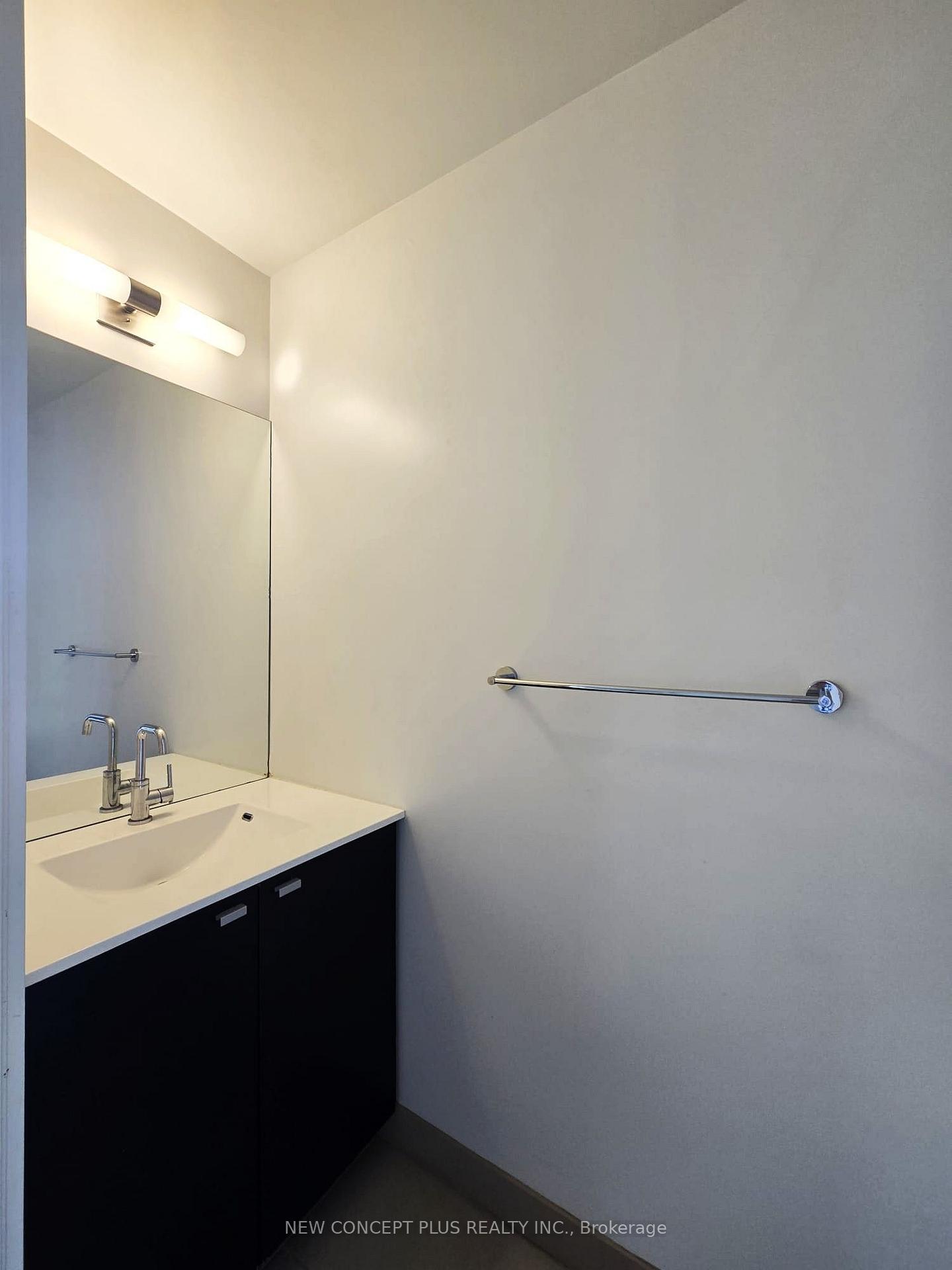 Photo 11 of Unit 2205, 105 The Queensway, Toronto, High Park-Swansea — HOMEH