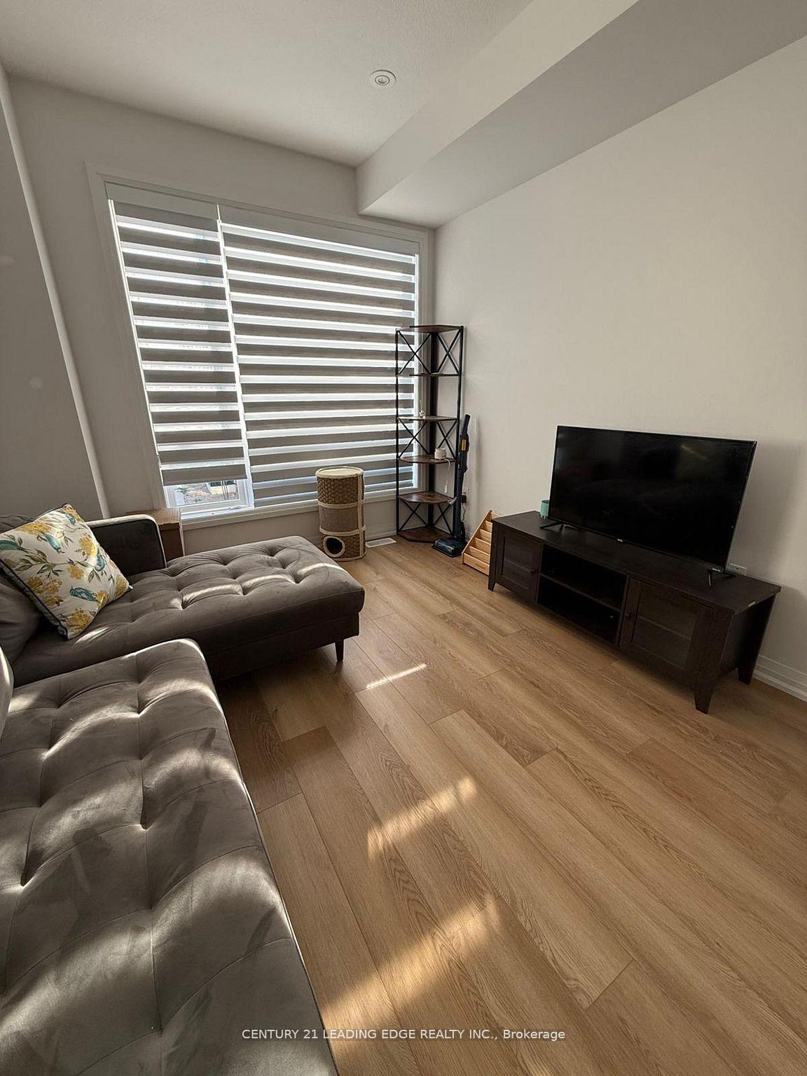 Photo 3 of Unit 89, 55 Tom Brown Drive, Brant, Paris — HOMEH