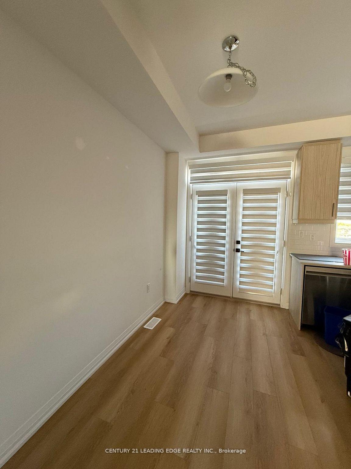 Photo 5 of Unit 89, 55 Tom Brown Drive, Brant, Paris — HOMEH