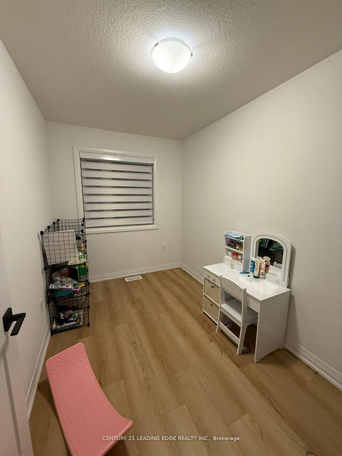 Photo 8 of Unit 89, 55 Tom Brown Drive, Brant, Paris — HOMEH
