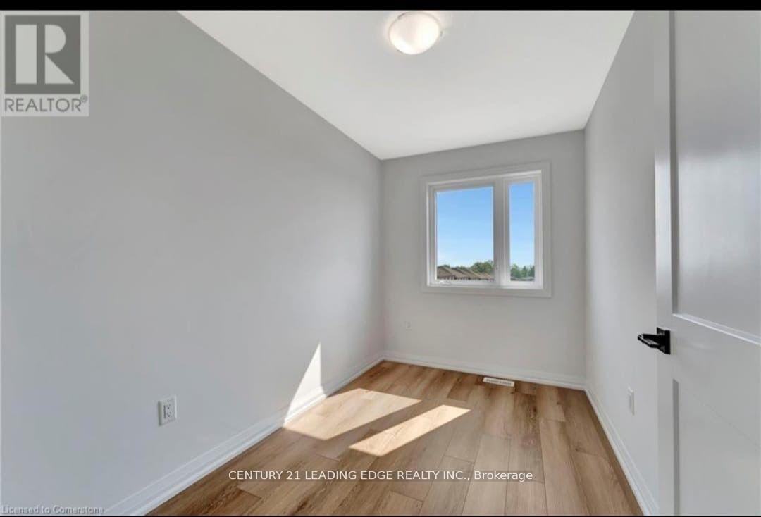 Photo 12 of Unit 89, 55 Tom Brown Drive, Brant, Paris — HOMEH