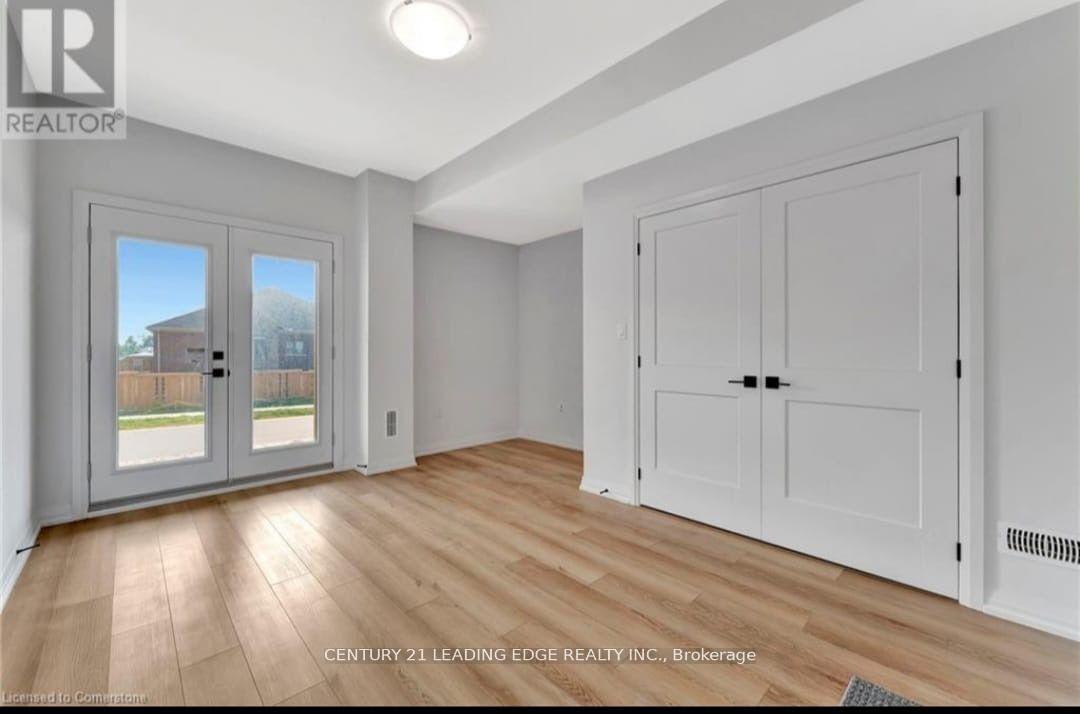 Photo 19 of Unit 89, 55 Tom Brown Drive, Brant, Paris — HOMEH