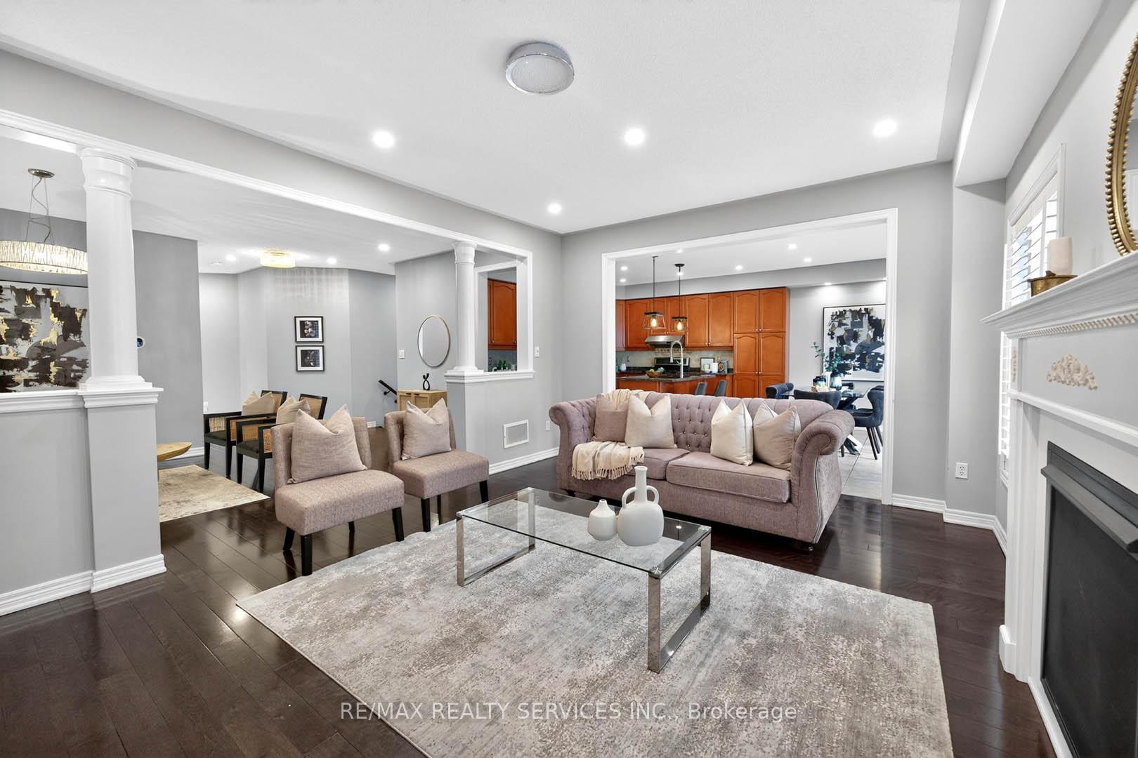 Photo 15 of 5 Pillar Road, Brampton, Bram West — HOMEH