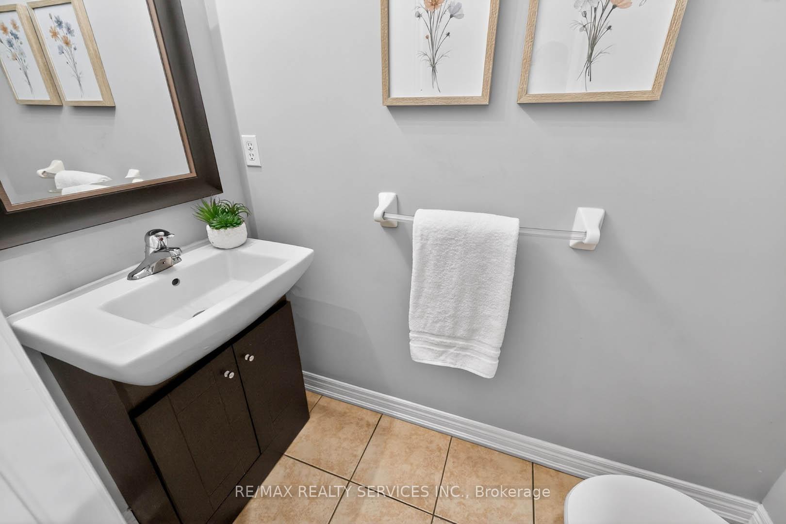 Photo 23 of 5 Pillar Road, Brampton, Bram West — HOMEH