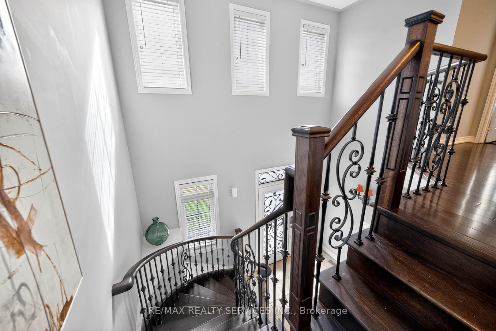 Photo 24 of 5 Pillar Road, Brampton, Bram West — HOMEH