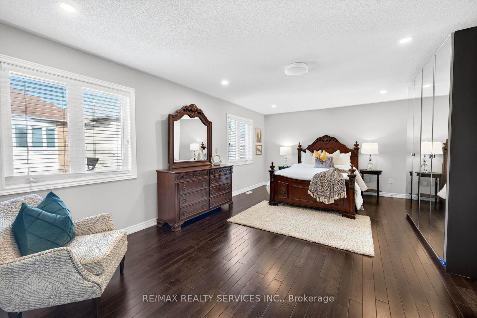 Photo 27 of 5 Pillar Road, Brampton, Bram West — HOMEH
