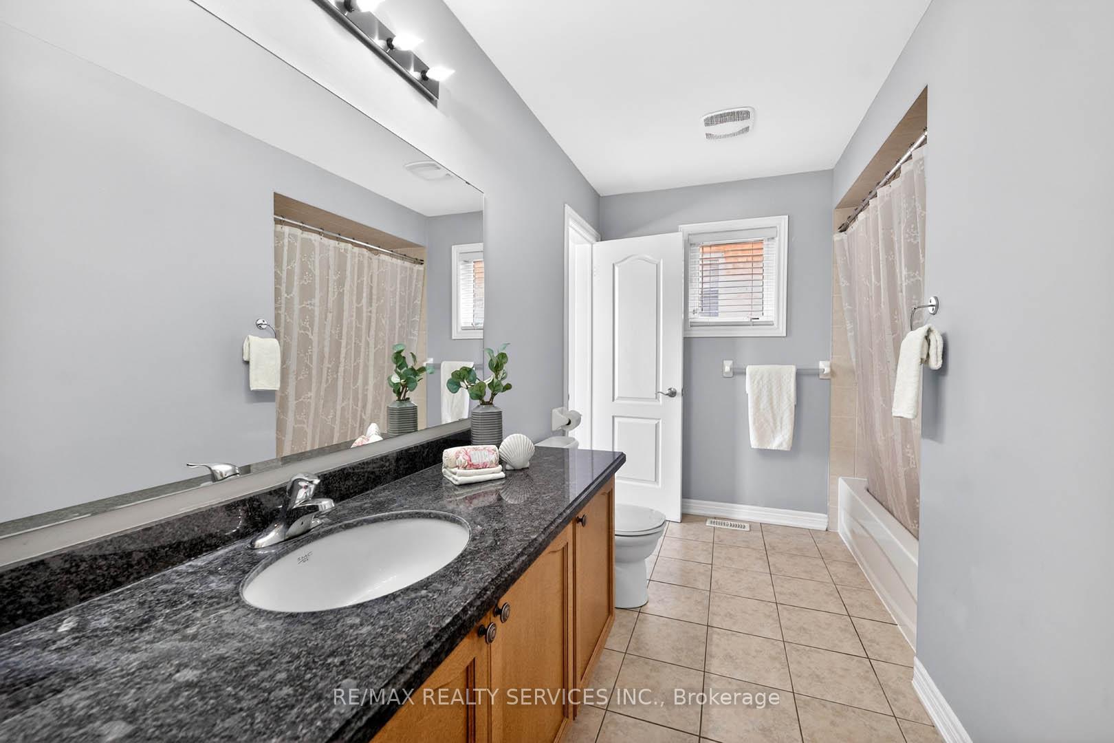 Photo 33 of 5 Pillar Road, Brampton, Bram West — HOMEH