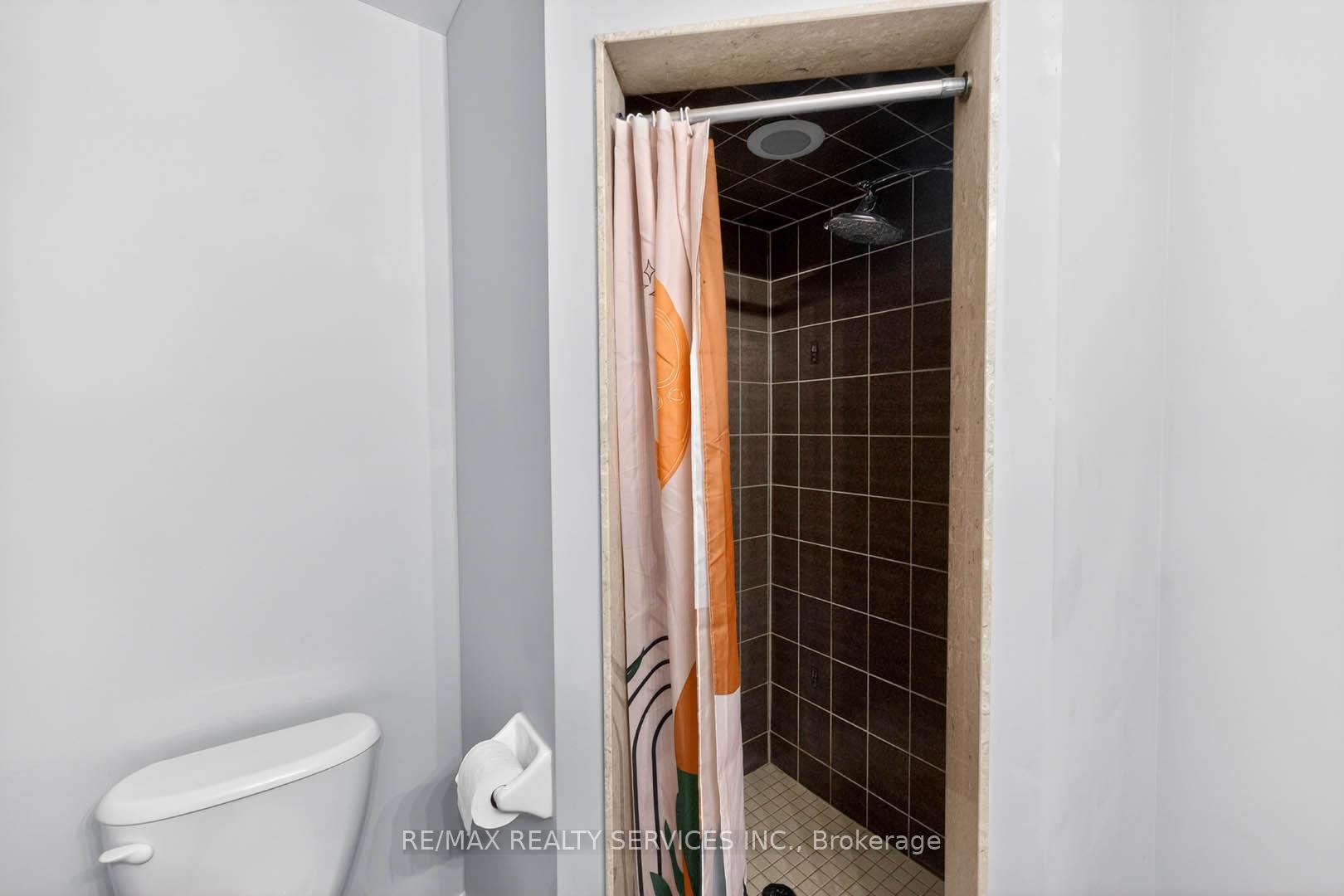 Photo 38 of 5 Pillar Road, Brampton, Bram West — HOMEH
