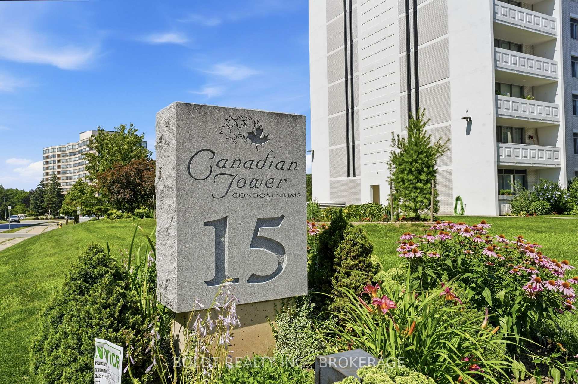 Photo 2 of Unit 504, 15 Towering Heights Boulevard, St. Catharines, Glendale/Glenridge — HOMEH