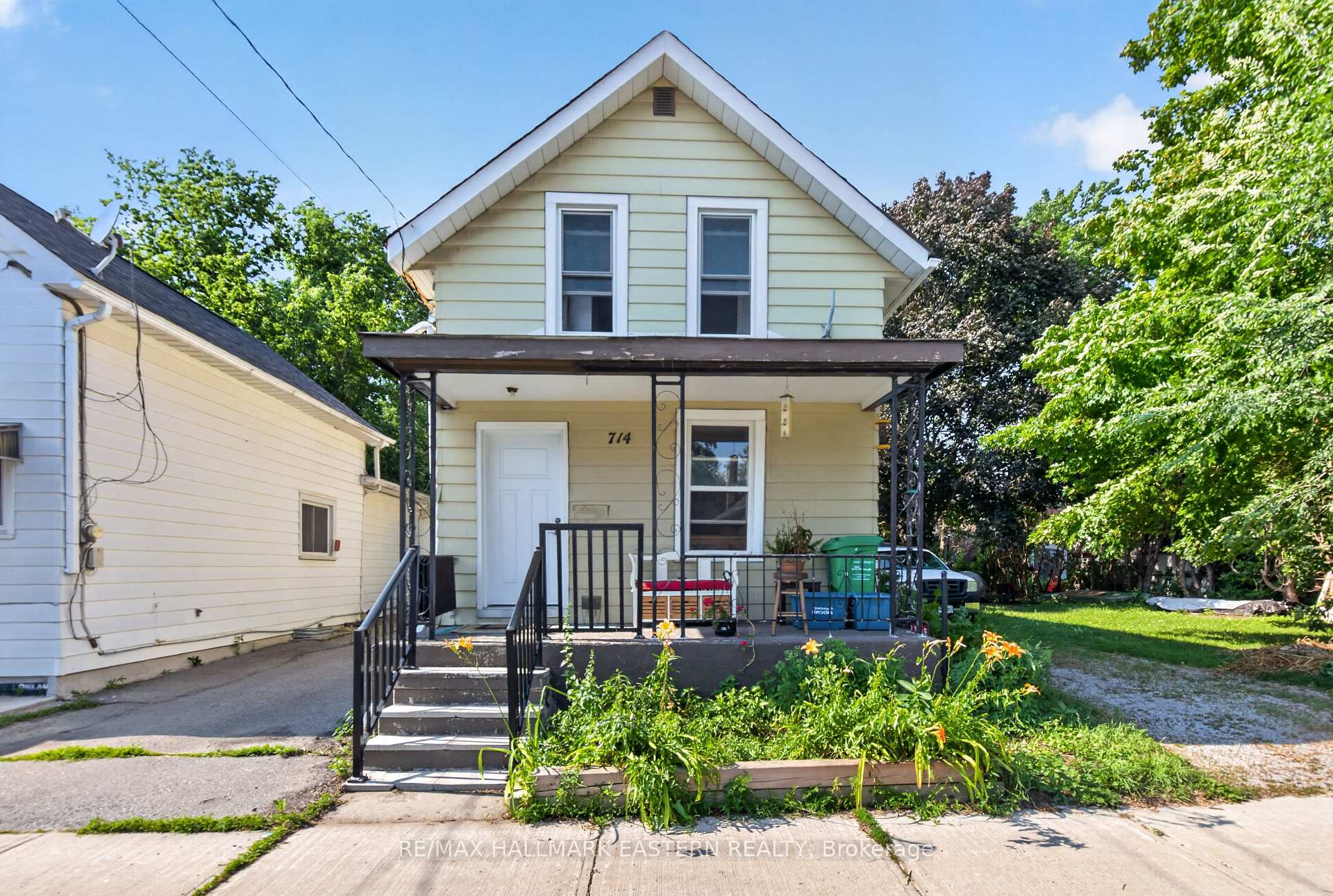 Photo 2 of 714 Chamberlain Street, Peterborough, Ashburnham Ward 4 — HOMEH