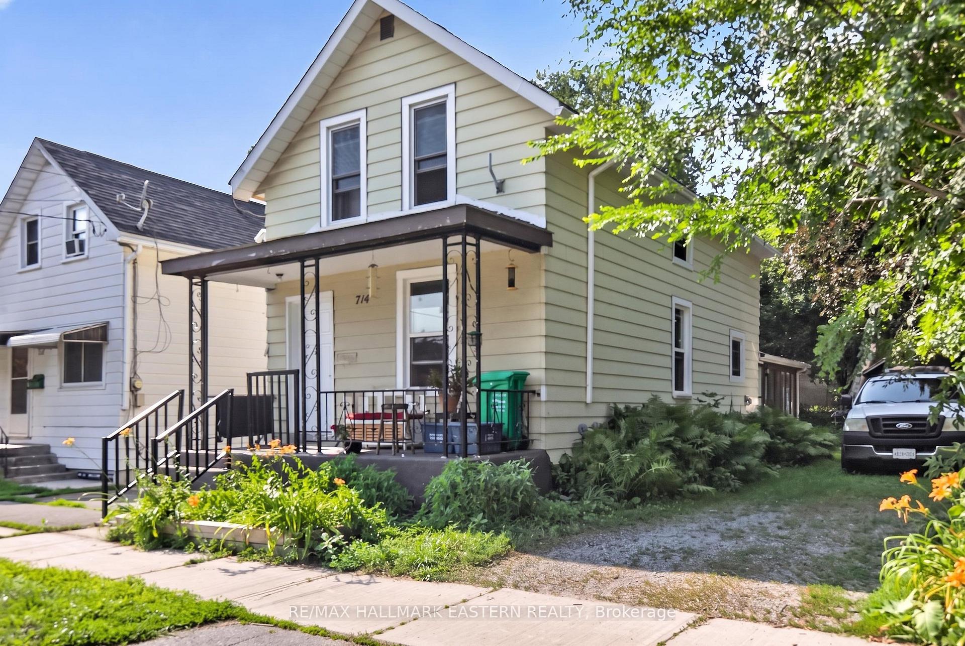 Photo 3 of 714 Chamberlain Street, Peterborough, Ashburnham Ward 4 — HOMEH