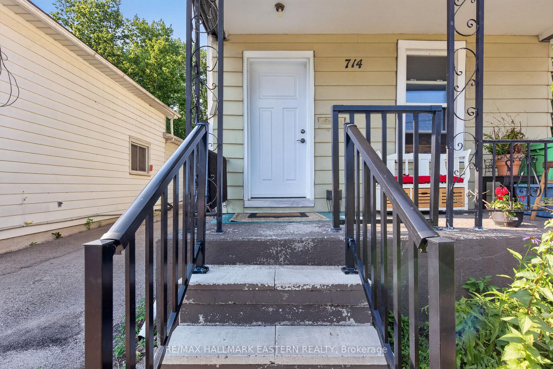 Photo 5 of 714 Chamberlain Street, Peterborough, Ashburnham Ward 4 — HOMEH