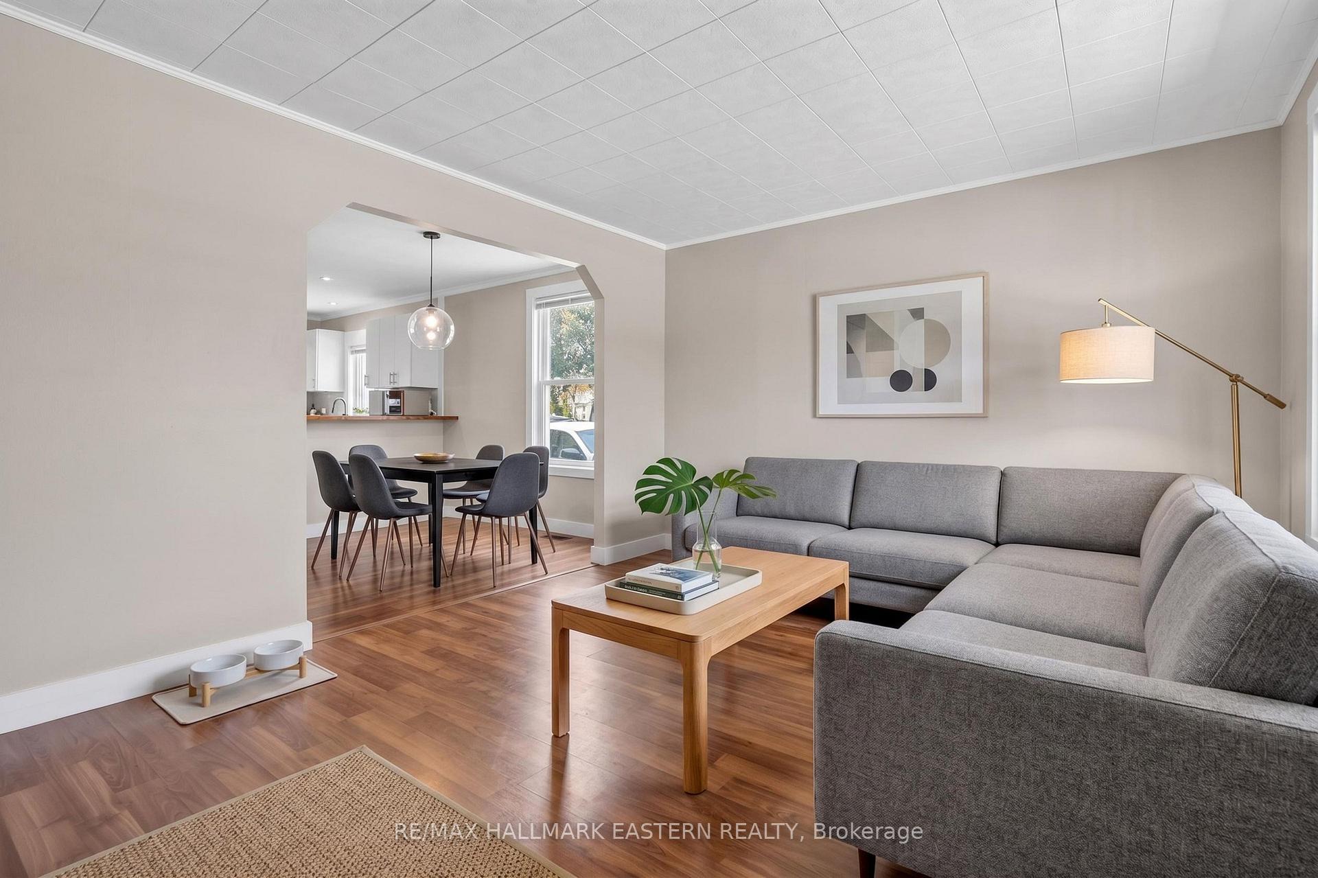Photo 11 of 714 Chamberlain Street, Peterborough, Ashburnham Ward 4 — HOMEH