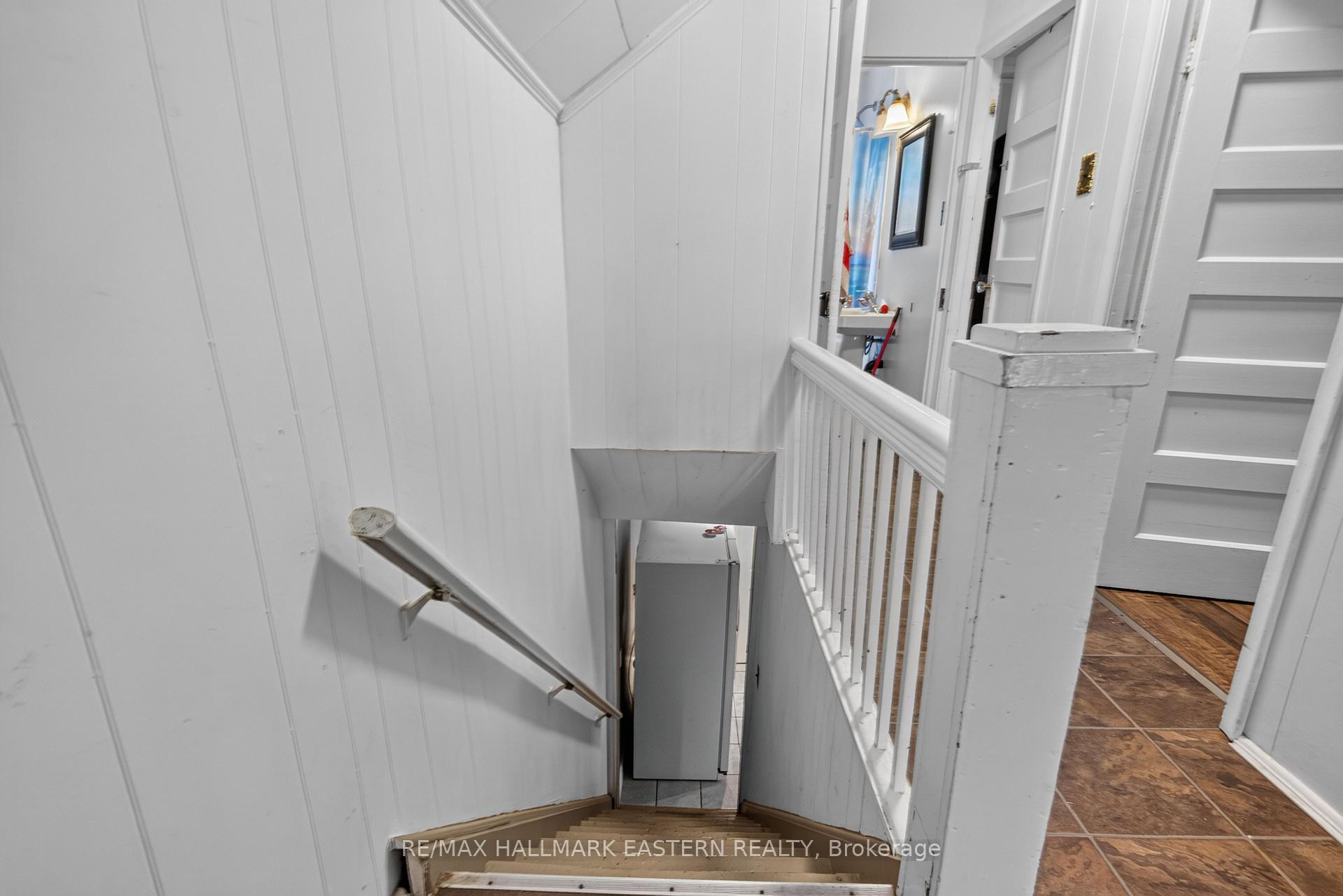 Photo 29 of 714 Chamberlain Street, Peterborough, Ashburnham Ward 4 — HOMEH