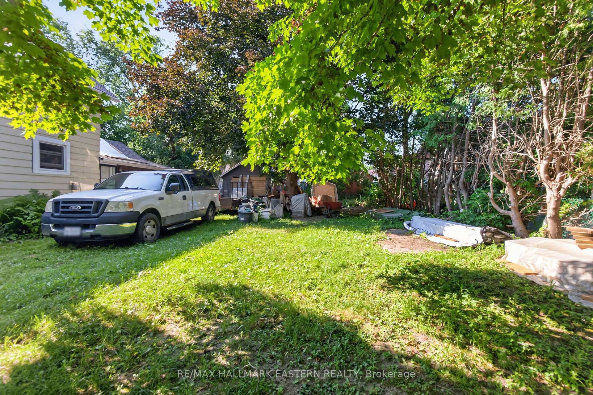 Photo 43 of 714 Chamberlain Street, Peterborough, Ashburnham Ward 4 — HOMEH
