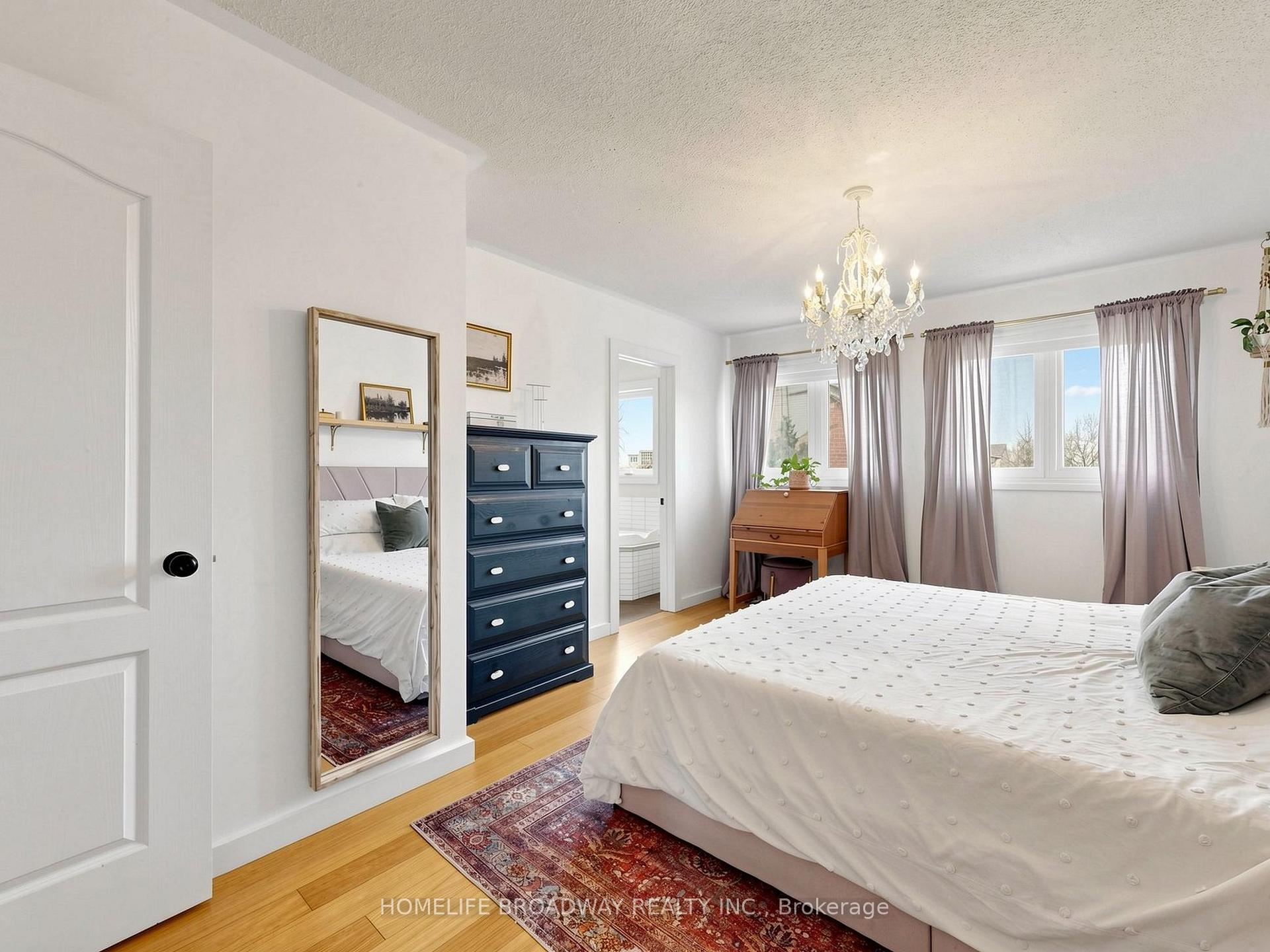 Photo 24 of 1118 Gossamer Drive, Pickering, Liverpool — HOMEH