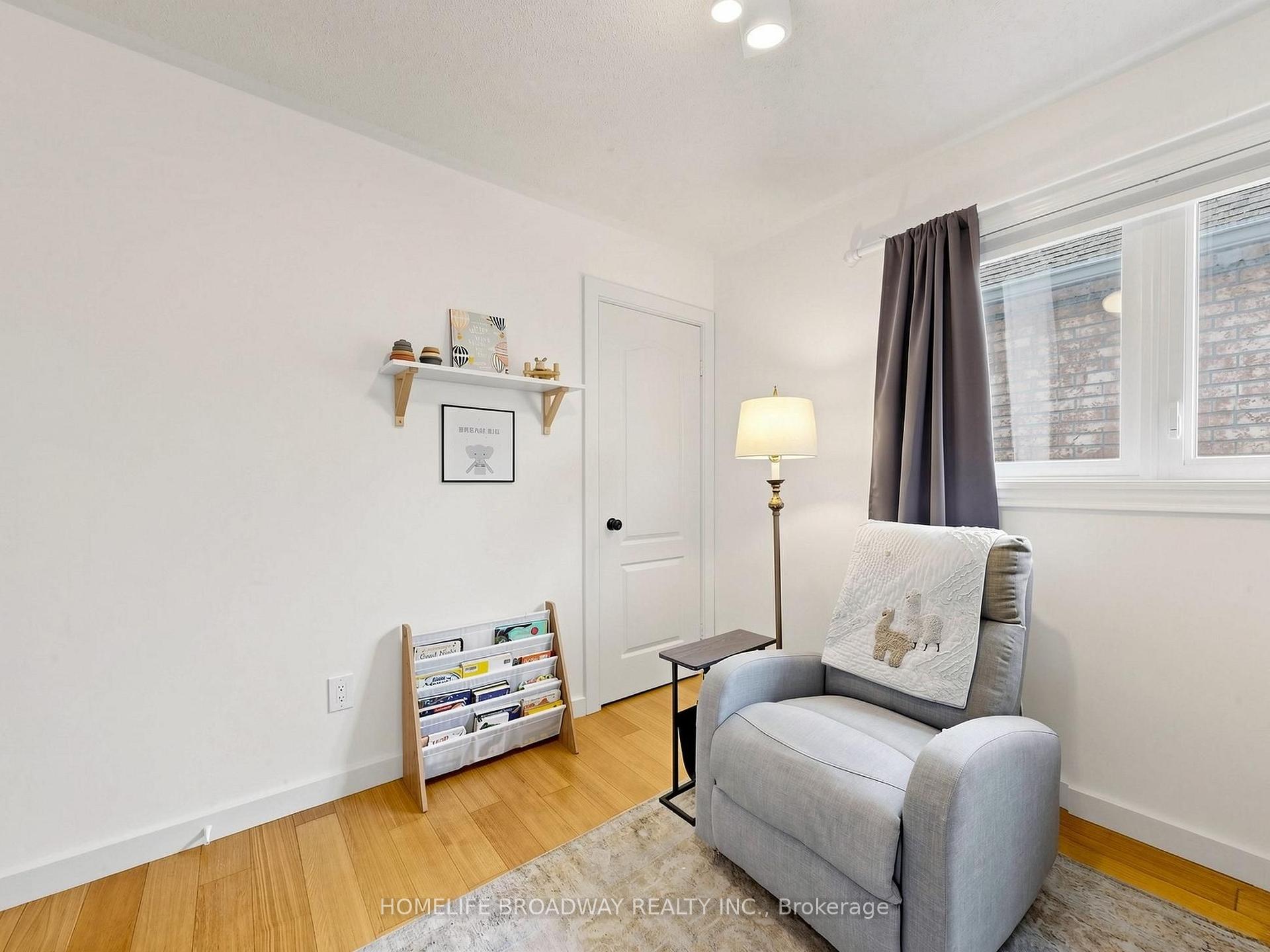Photo 31 of 1118 Gossamer Drive, Pickering, Liverpool — HOMEH